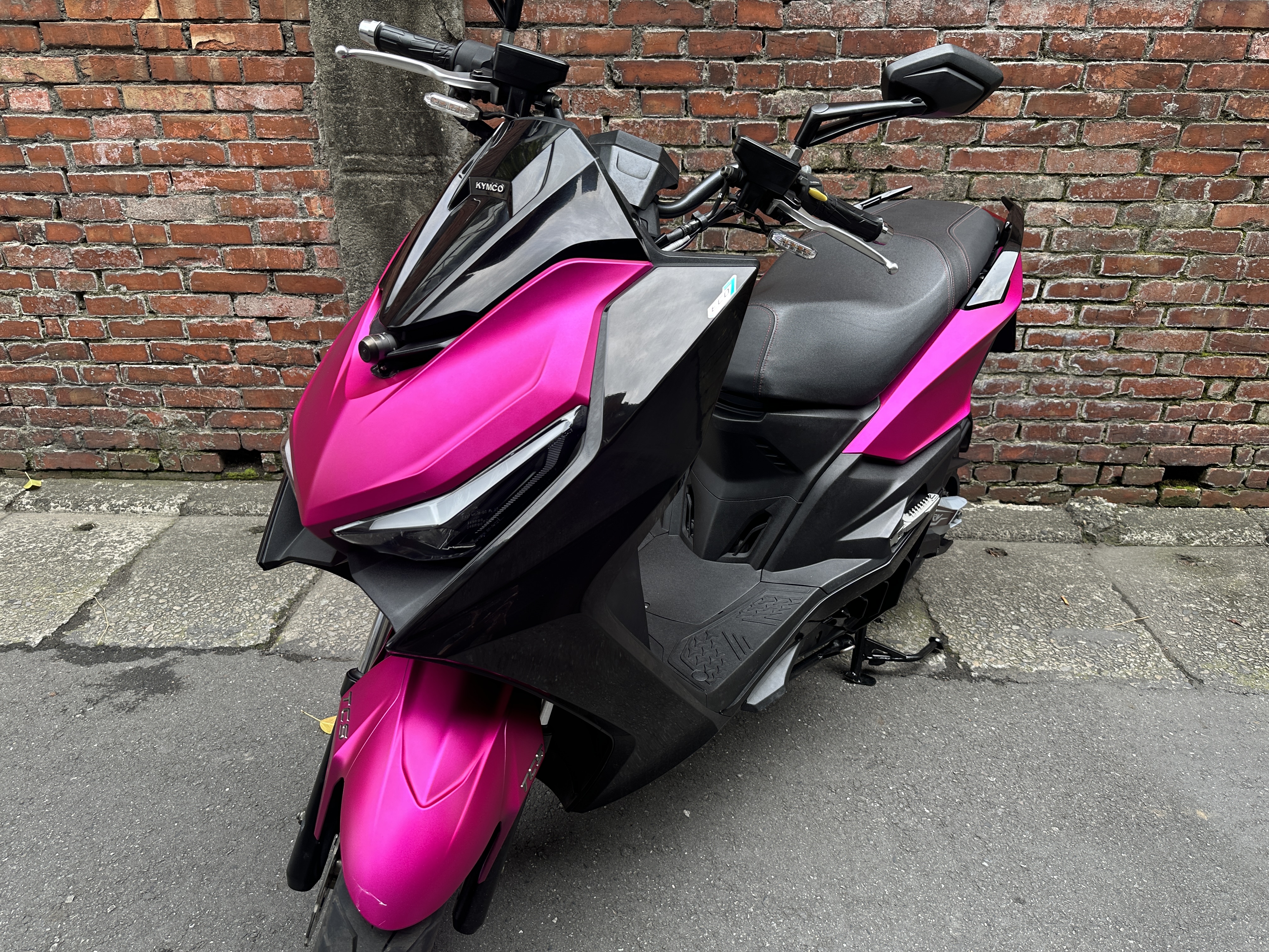 【輪泰車業】光陽 KRV180 - 「Webike-摩托車市」 KYMCO 光陽 KRV180 2021 Keyless