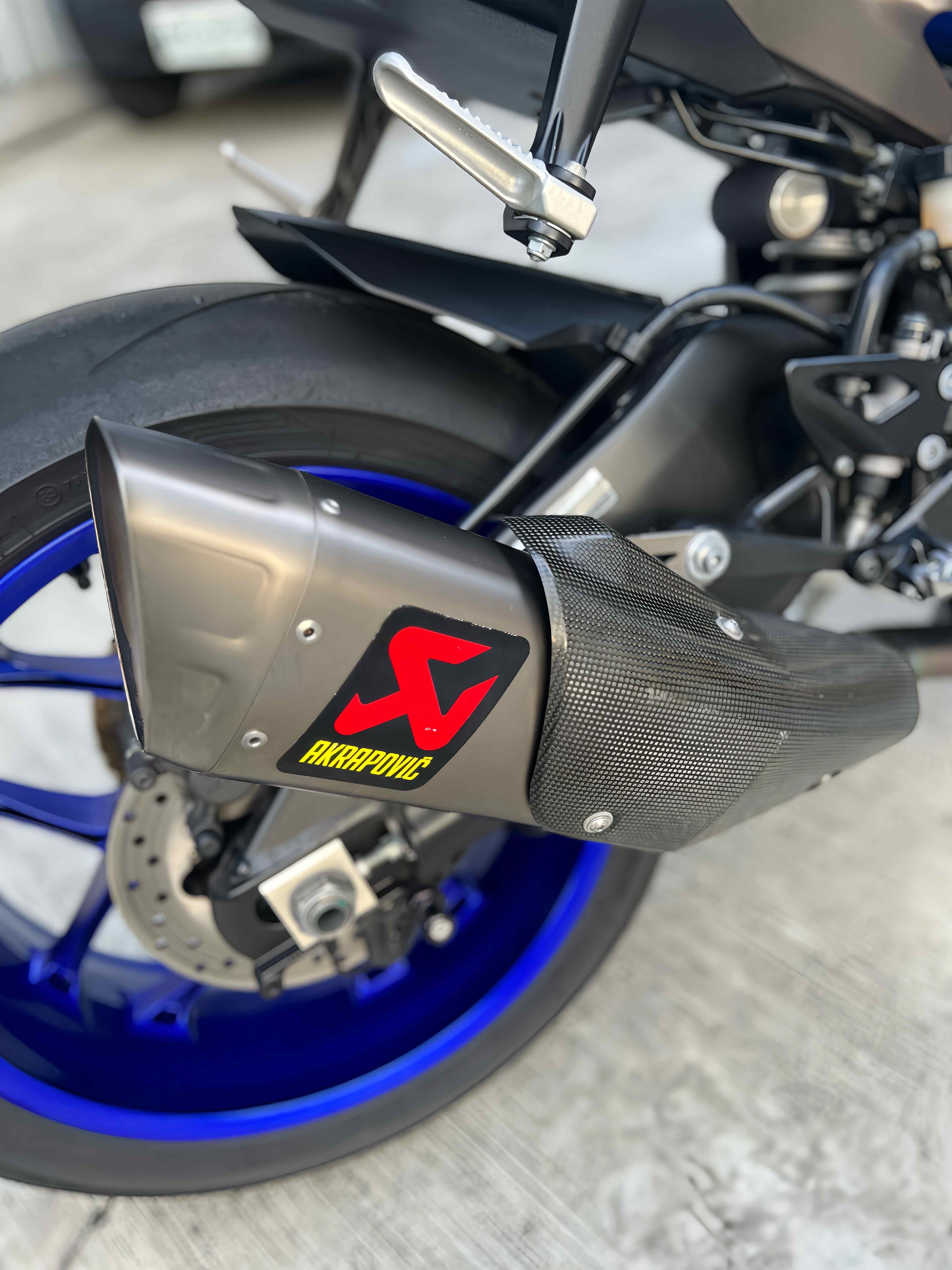 YAMAHA YZF-R1 - 中古/二手車出售中 2015年 R1 全段鈦蠍 外觀漂亮 無事故 | 阿宏大型重機買賣