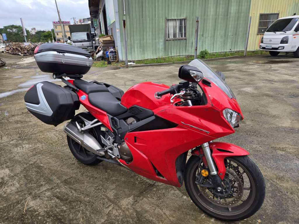 HONDA VFR800 Interceptor - 中古/二手車出售中 [出售] 2017年 HONDA VFR800 ABS | 老爹重機