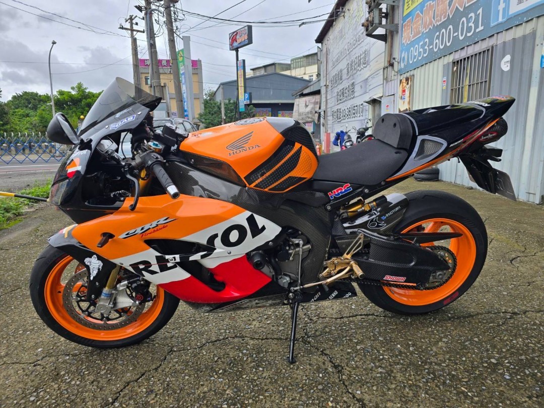 HONDA CBR1000RR Fire Blade - 中古/二手車出售中 HONDA CBR1000RR 力豹仕 | J.C.重車