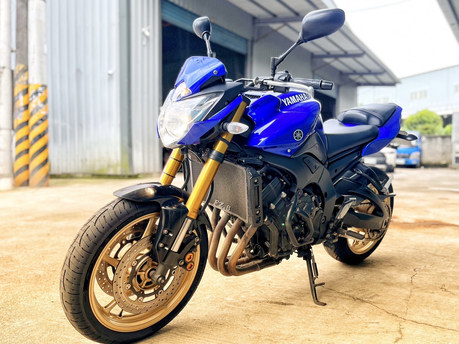 YAMAHA FZ8 (FZ8N) - 中古/二手車出售中 美國吉村管 前後輪全新 小資族二手重機買賣 | 小資族二手重機買賣