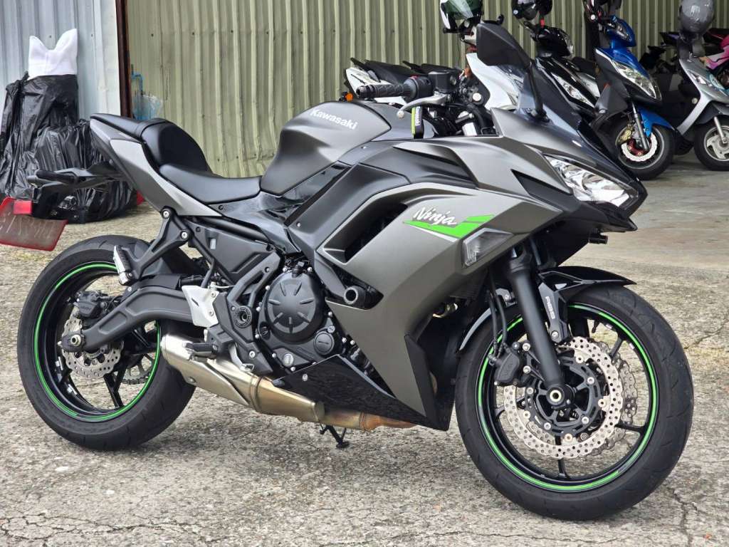 KAWASAKI NINJA650 - 中古/二手車出售中 [出售] 2023年 KAWASAKI 忍者650 ABS KTRC版 | 老爹重機