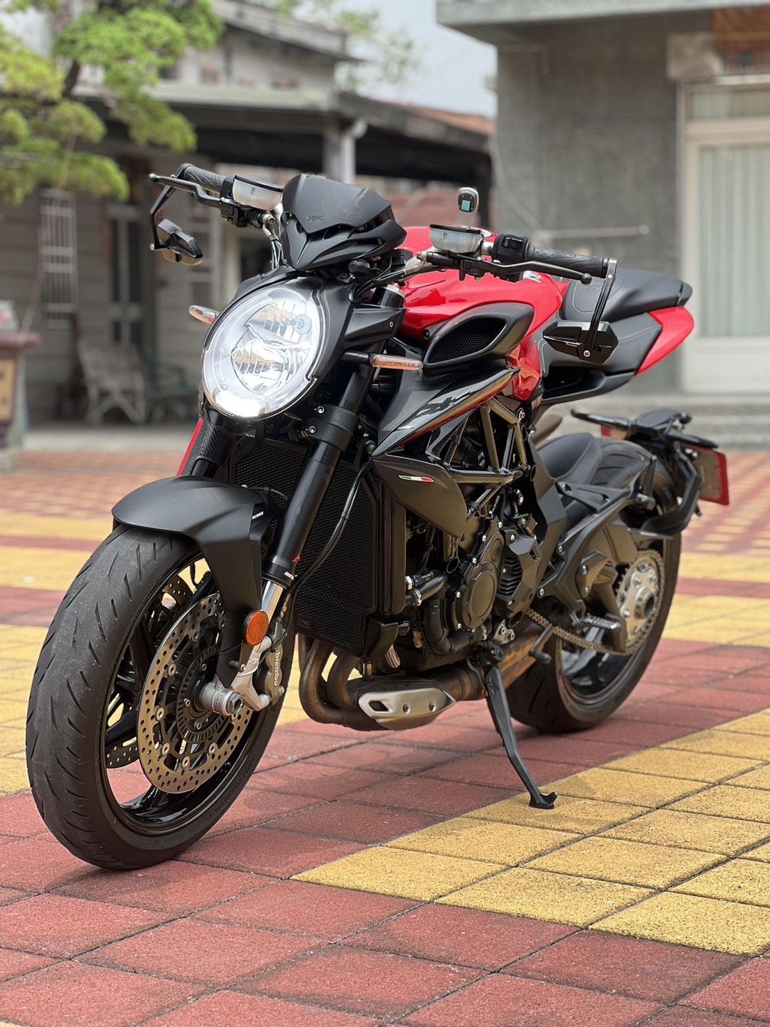 MVAGUSTA  BRUTALE  rosso  - 中古/二手車出售中 MVAGUSTA BRUTALE 800 rosso  | YSP 建興車業