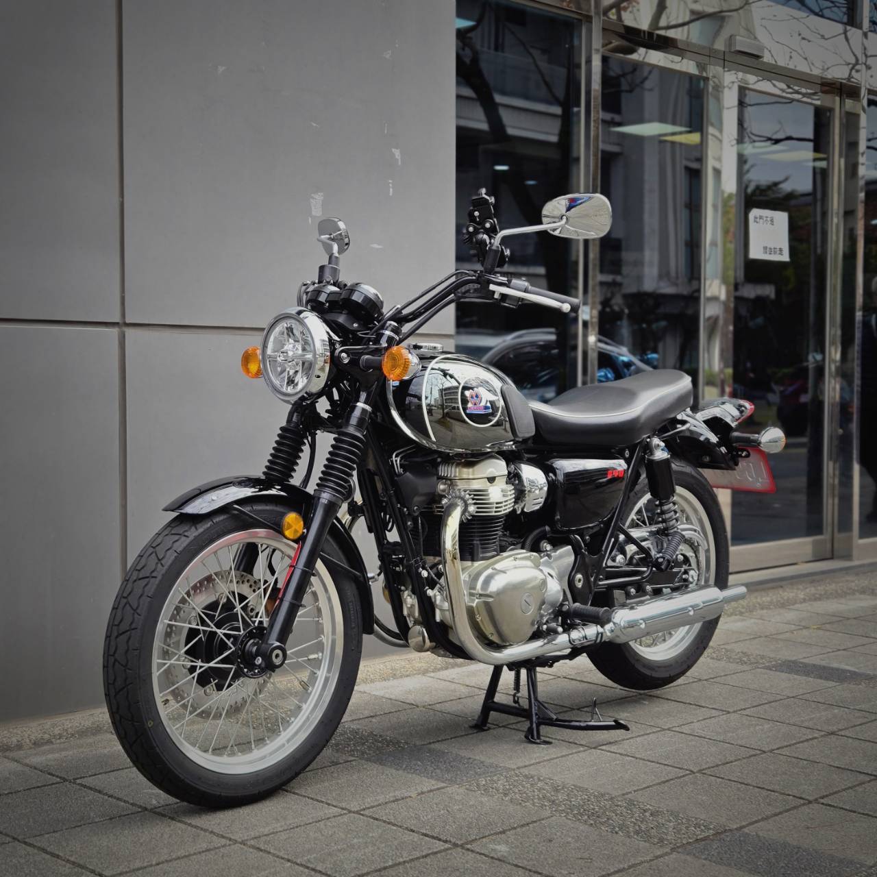 【個人自售】KAWASAKI W800 - 「Webike-摩托車市」 Kawasaki Meguro K3 2023 ABS 鏡面烤漆川崎專利 原廠保固無限里程 保證車況一級棒 歡迎賞車