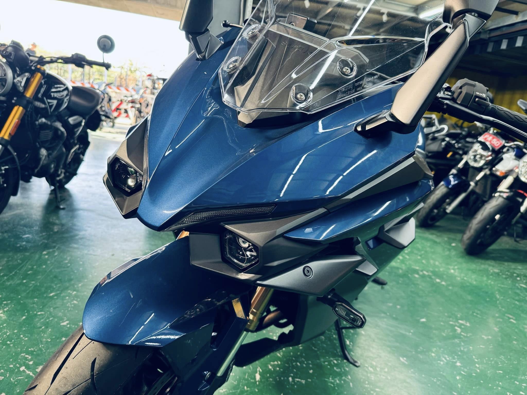 【天美重型機車】SUZUKI GSXS1000GT - 「Webike-摩托車市」 天美重車 全新車 最新旅跑車 鈴木 紅牌重機 GSXS1000 GT 