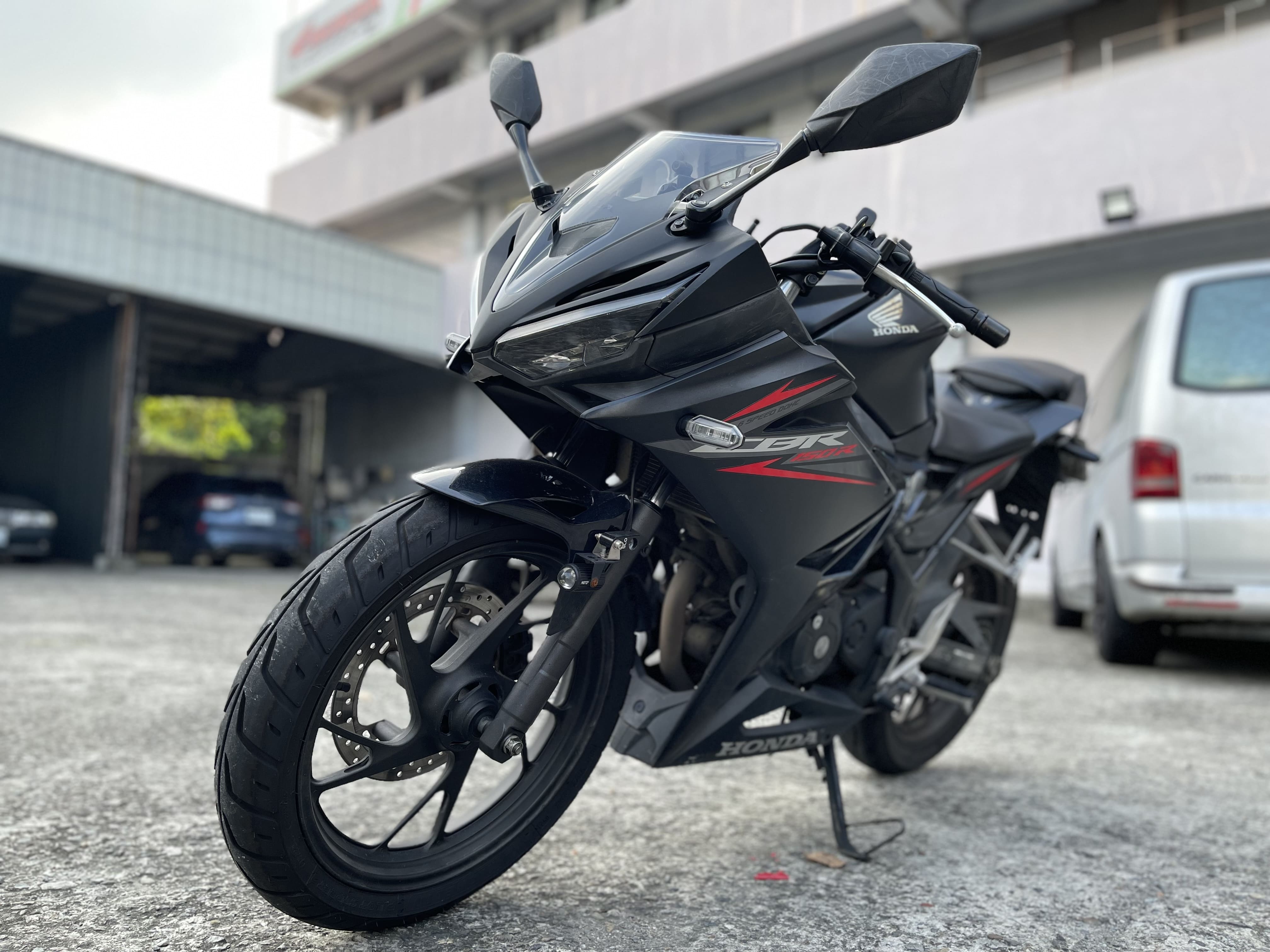 HONDA CBR150R - 中古/二手車出售中 2018年 HONDA CBR150R/0元交車/分期貸款/車換車/線上賞車/到府交車 | 翊帆重車-Queena