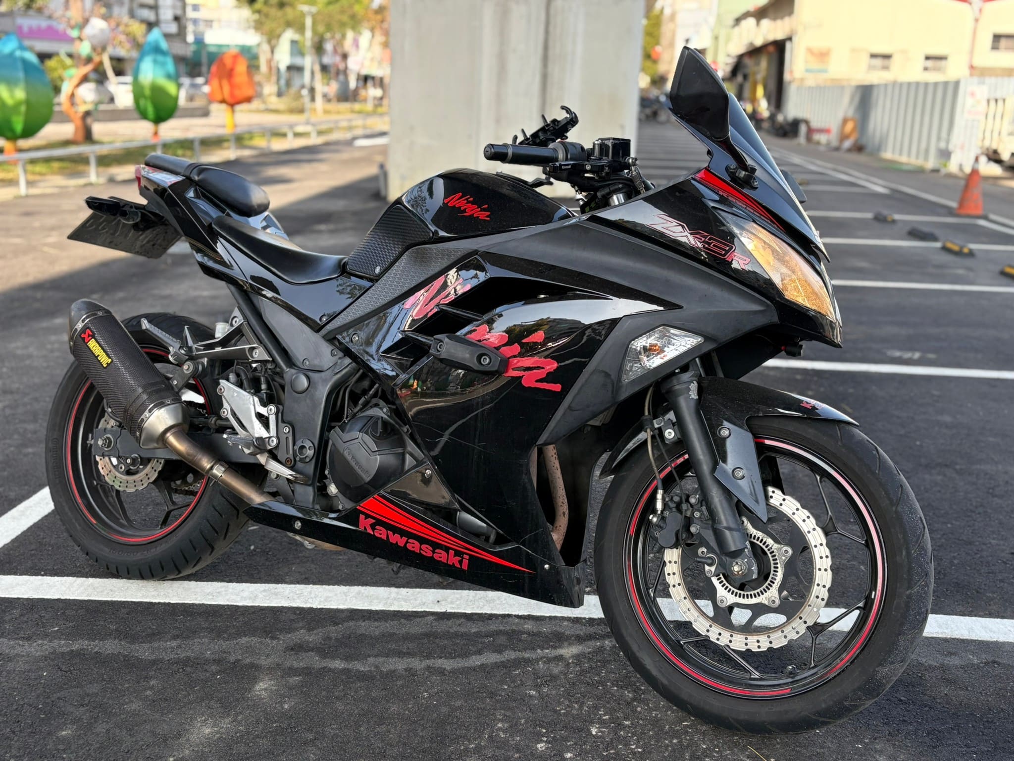 KAWASAKI NINJA300 - 中古/二手車出售中 2014年 KAWASAKI NINJA300/0元交車/分期貸款/車換車/線上賞車/到府交車 | 翊帆國際重車