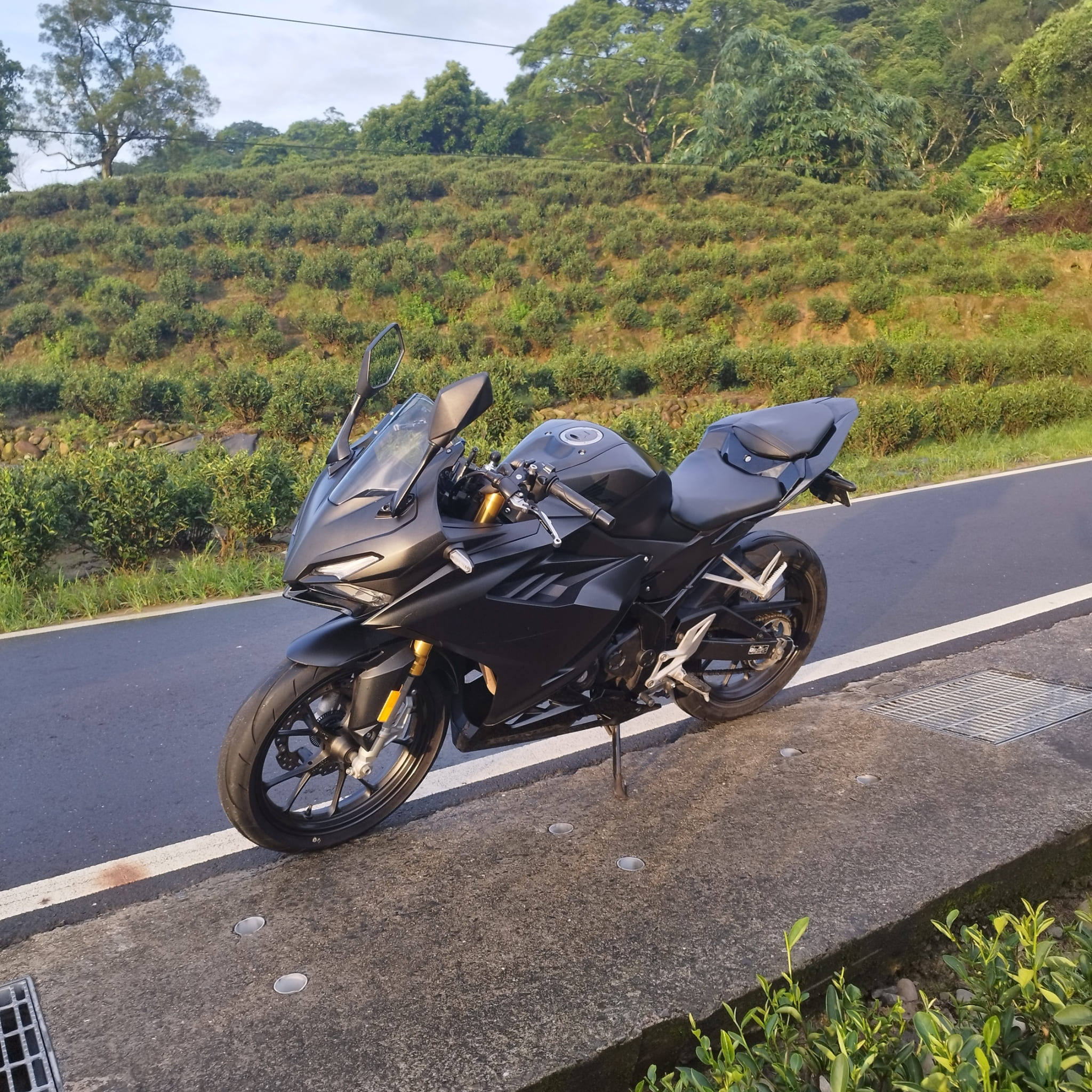 HONDA CBR150R - 中古/二手車出售中 2021年 HONDA CBR150R/0元交車/分期貸款/車換車/線上賞車/到府交車 | 翊帆國際重車