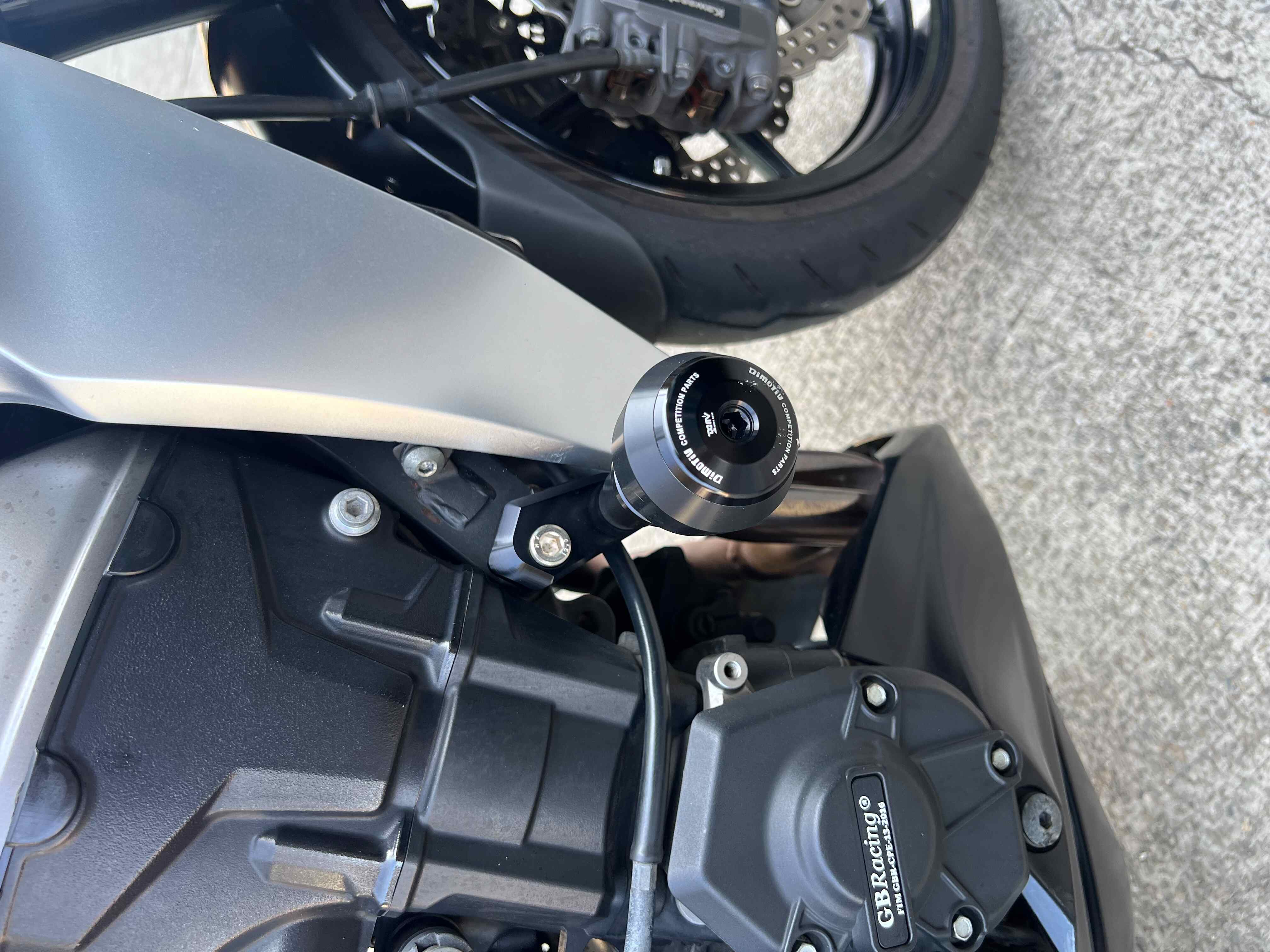 KAWASAKI Z1000 - 中古/二手車出售中 2014年 Z1000 巴風特端子鏡 檔位顯示器 眾多改裝 原漆 無事故  | 阿宏大型重機買賣