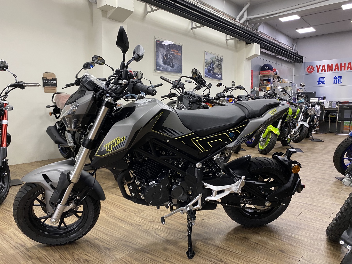 BENELLI TNT 135 - 中古/二手車出售中 【新竹長龍車業】Benelli TNT 135 | 新竹長龍車業行