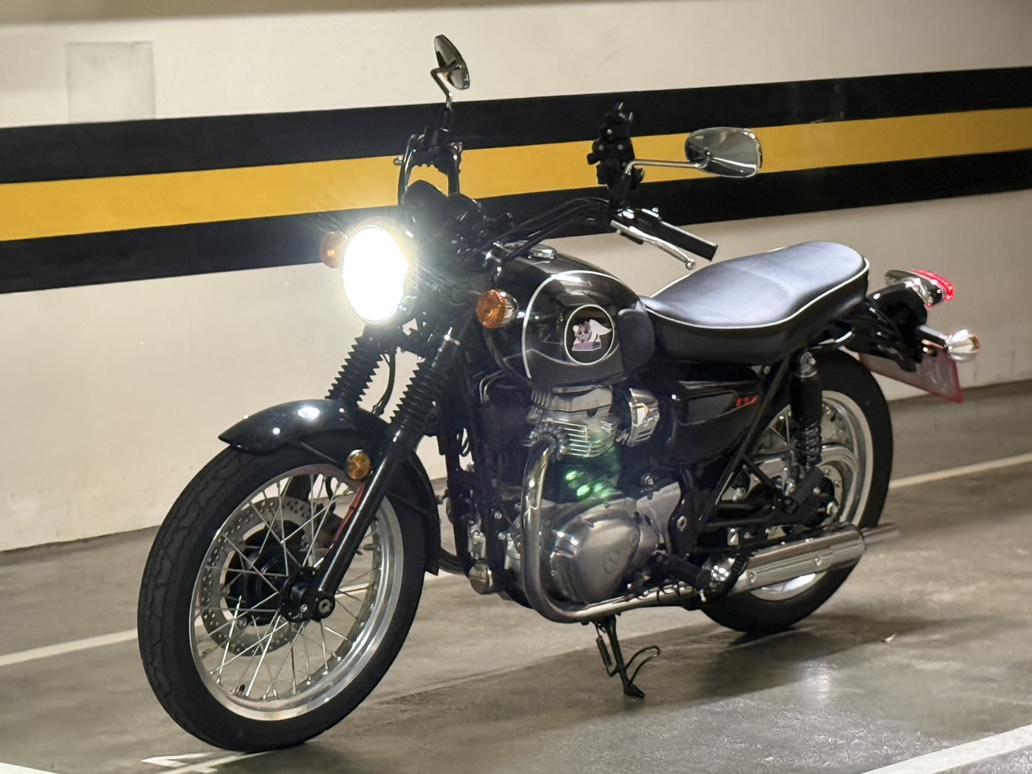 【柏霖動機Kawasak職人-阿弘】KAWASAKI W800 - 「Webike-摩托車市」 【認證中古車 】 W800 MNEGURO 目黑 中古車 可全額貸款