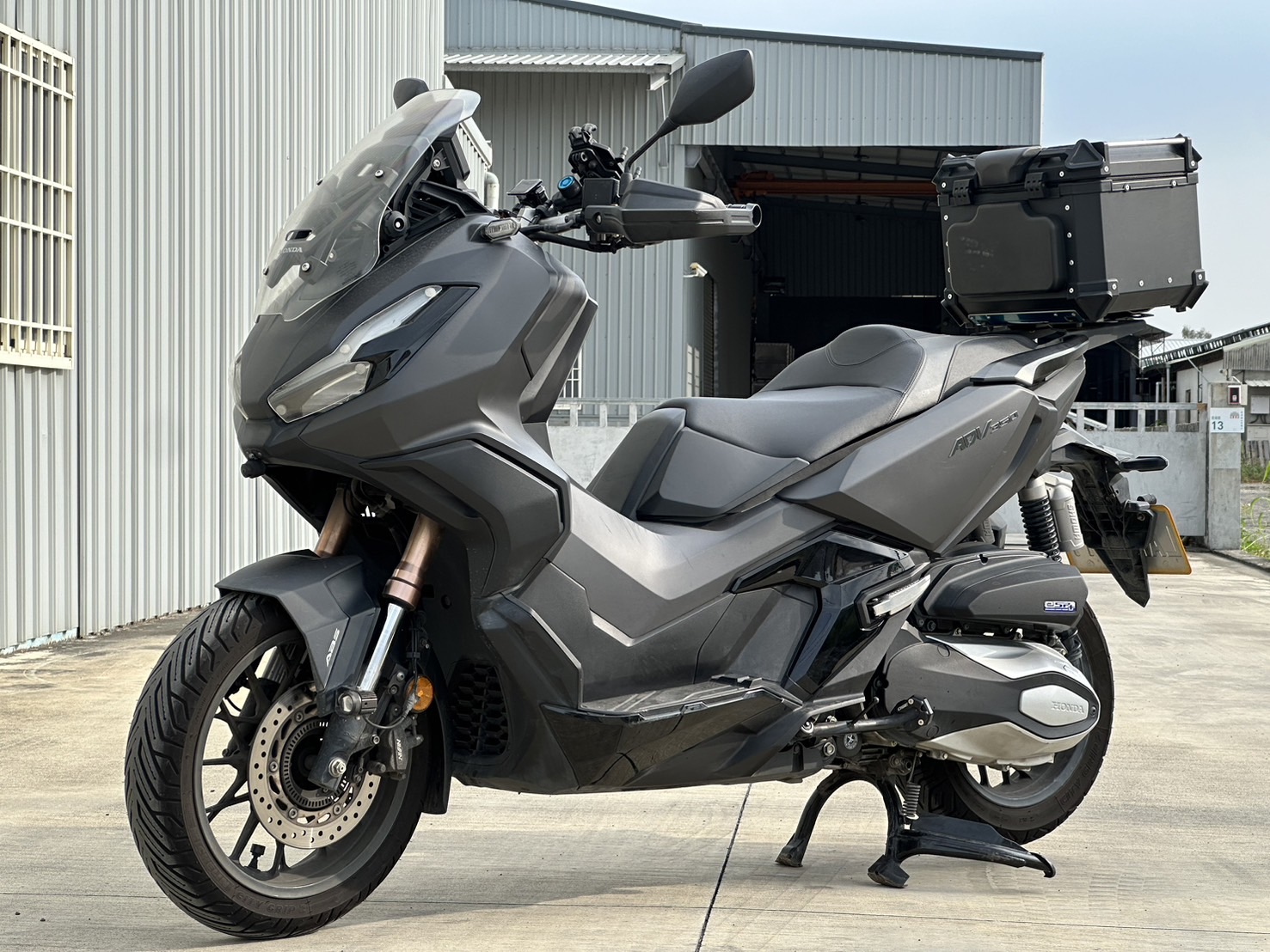 HONDA ADV - 中古/二手車出售中 ADV350（霧燈後箱） | YSP 建興車業