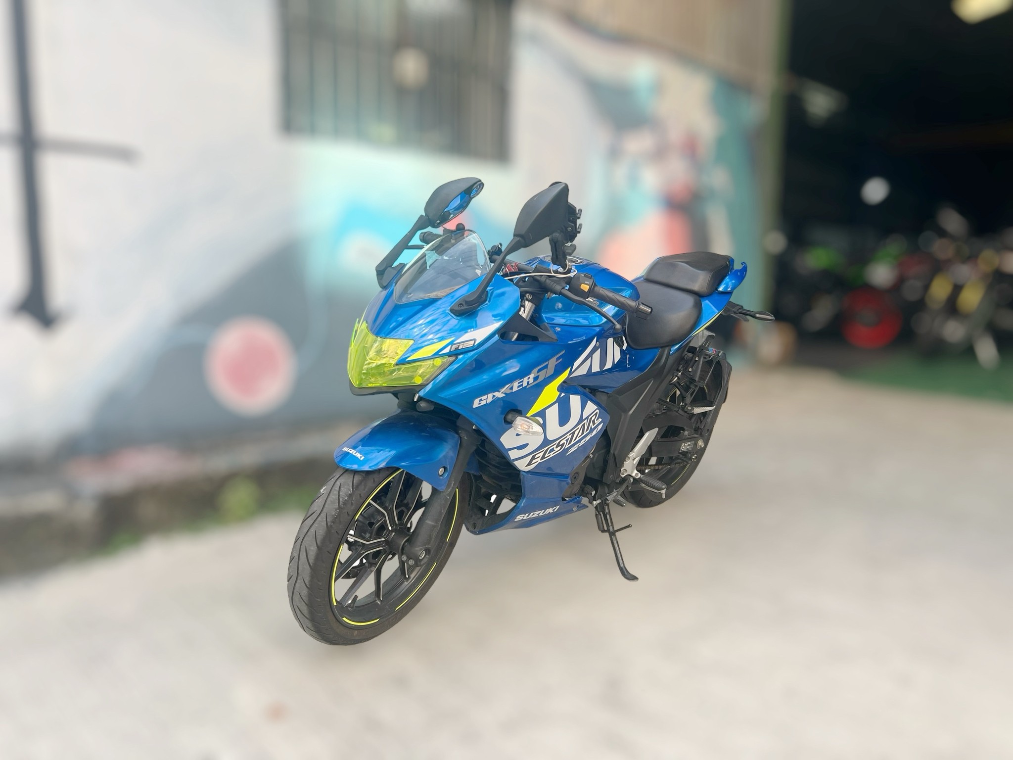 SUZUKI GIXXER 250 SF - 中古/二手車出售中 Suzuki GIXXER SF 250  協助分期、託運、換車補貼、代償結清 Line ID:@q0984380388 | 小菜輕重機