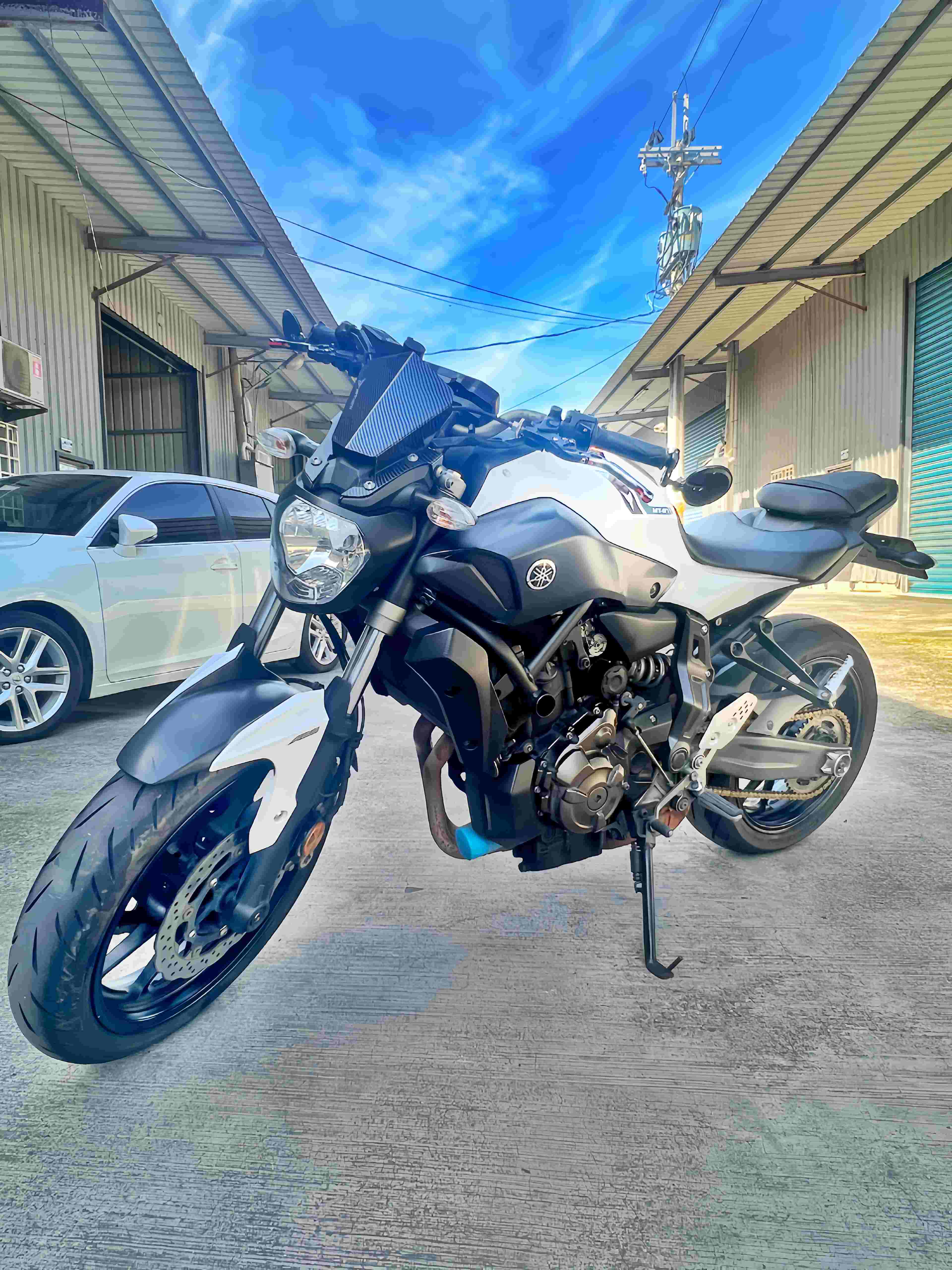 YAMAHA MT-07 - 中古/二手車出售中 2017年 MT-07 稀有白色系 通勤首選 原漆 無事故 找錢小幫手 | 阿宏大型重機買賣