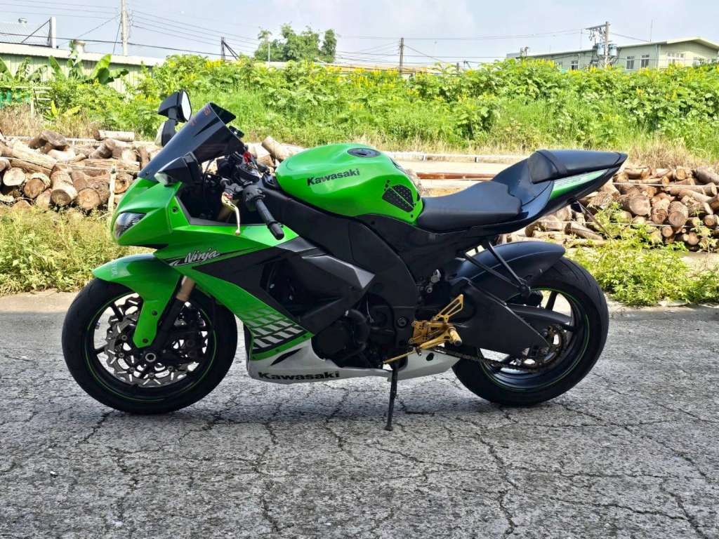 KAWASAKI NINJA ZX-10R - 中古/二手車出售中 [出售] 2010年 KAWASAKI ZX10R 原廠殼 | 老爹重機