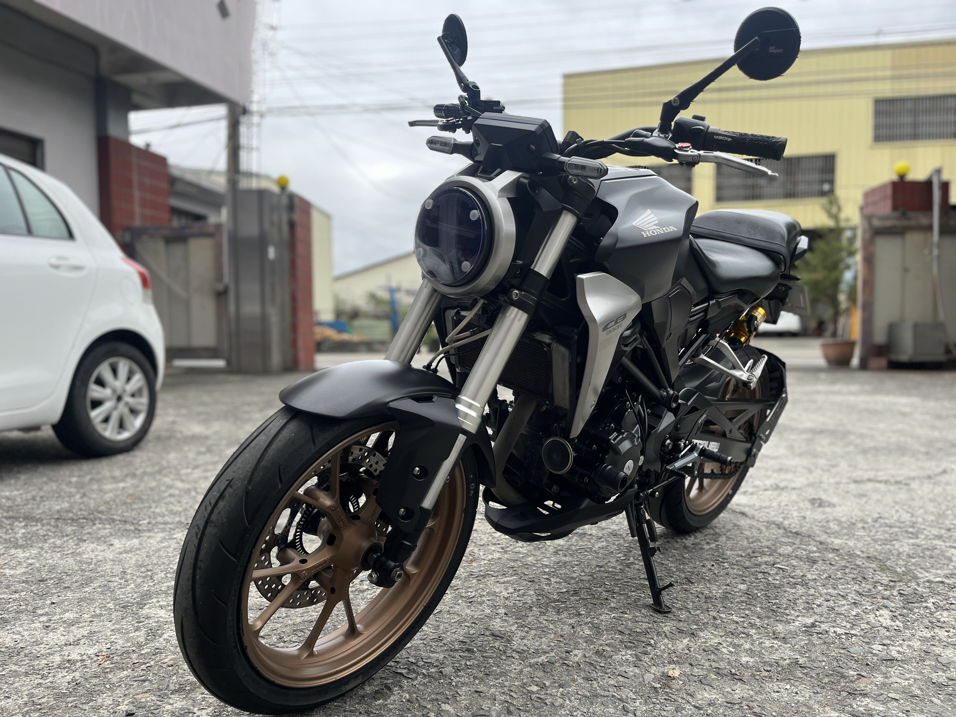 HONDA CB300R - 中古/二手車出售中 2018年 HONDA CB300R/0元交車/分期貸款/車換車/線上賞車/到府交車 | 翊帆國際重車