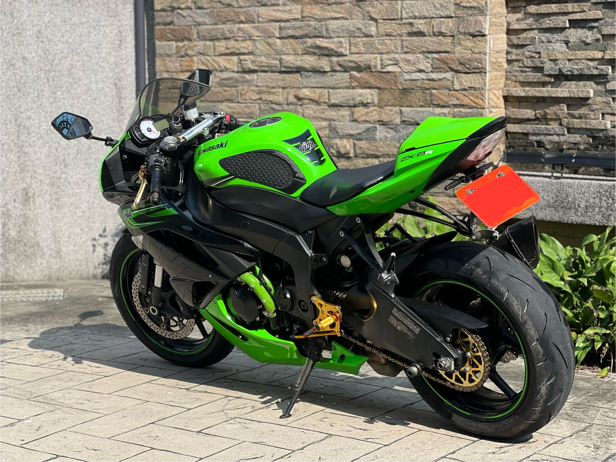 KAWASAKI NINJA ZX-6R - 中古/二手車出售中 2011 KAWASAKI ZX6R | 個人自售