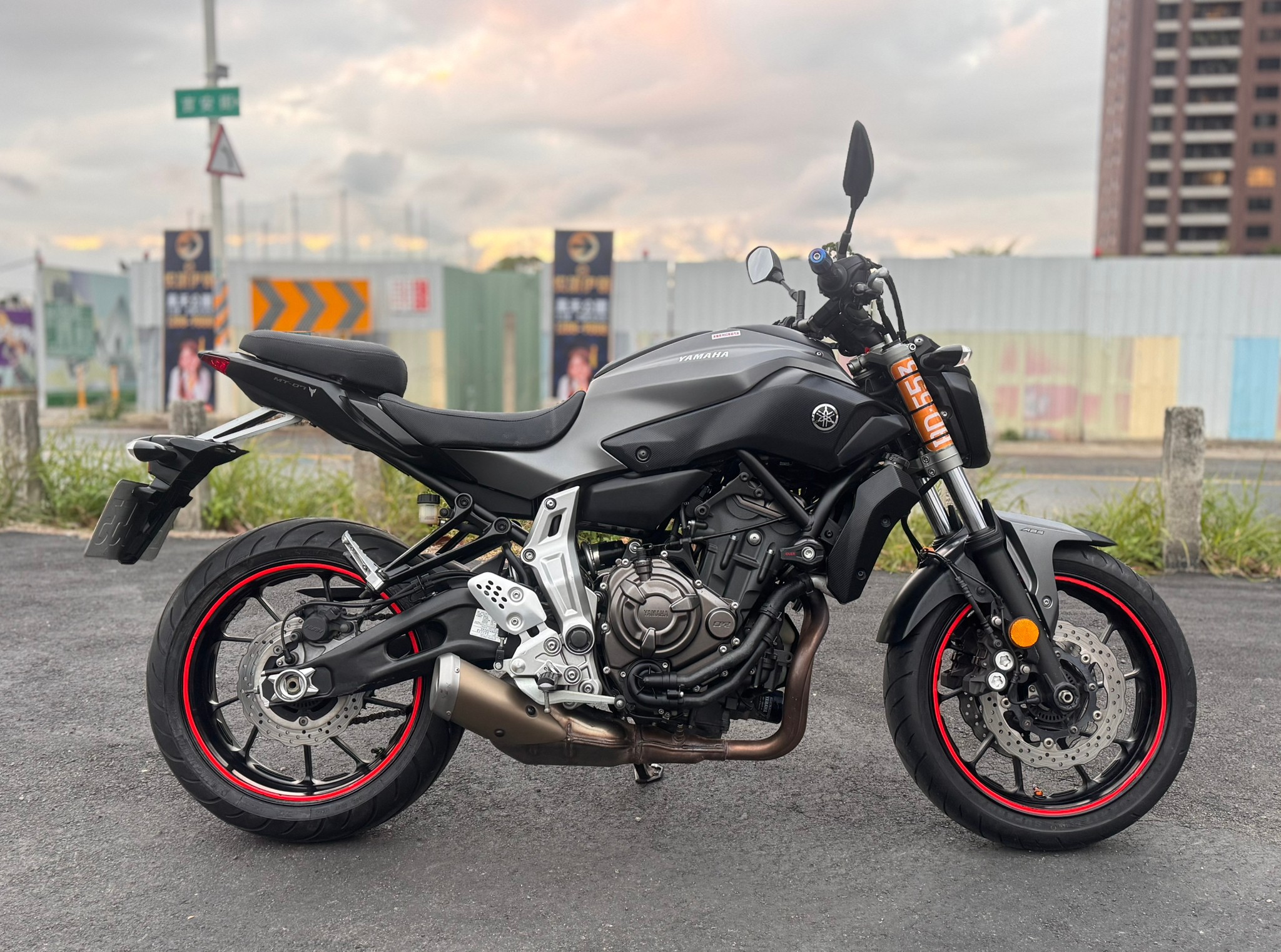 【個人自售】YAMAHA MT-07 - 「Webike-摩托車市」 輕鬆好上手 MT-07