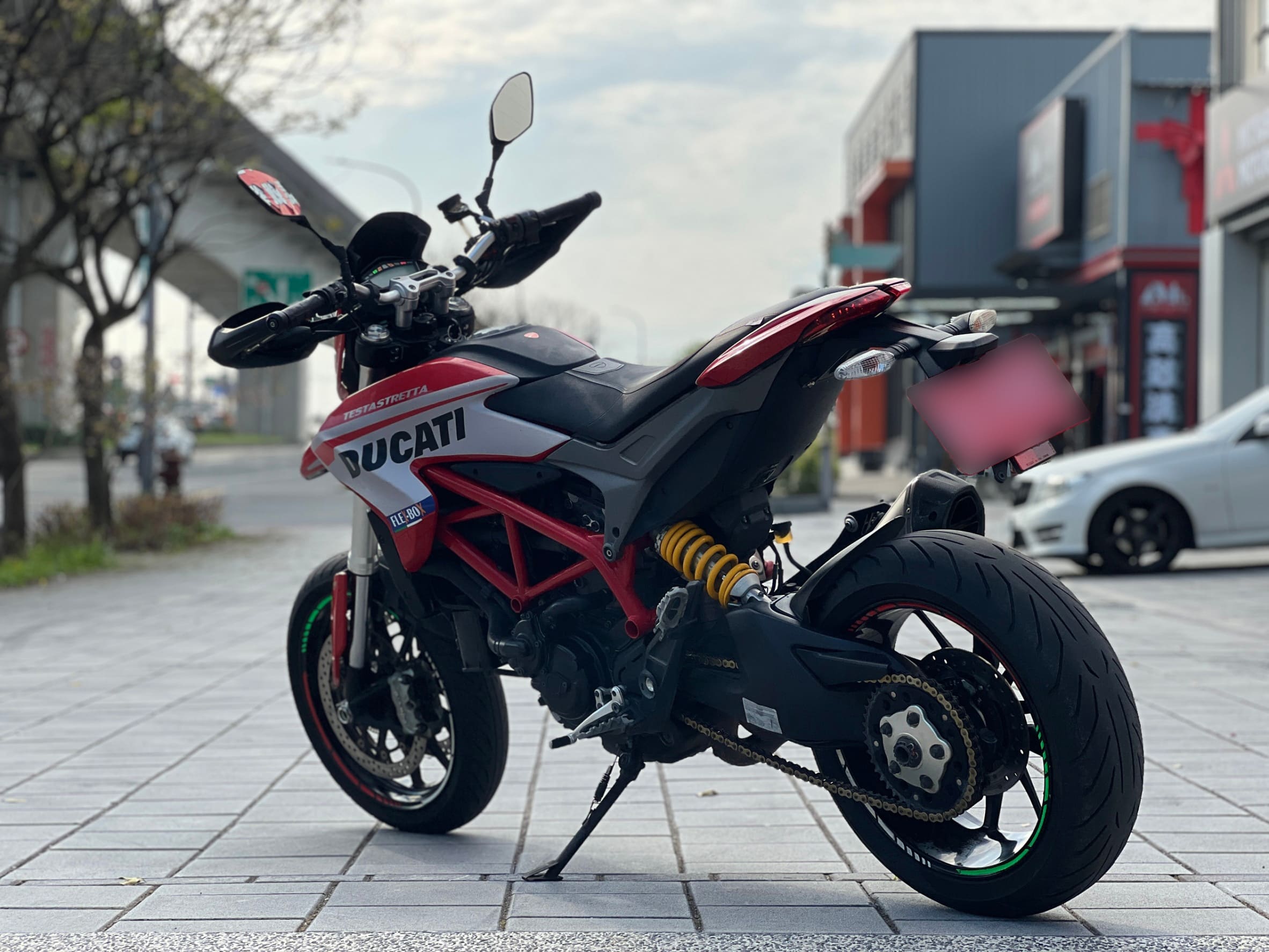 DUCATI HYPERMOTARD821 - 中古/二手車出售中 2014年 DUCATI Hypermotard 821/0元交車/分期貸款/車換車/線上賞車/到府交車 | 翊帆國際重車