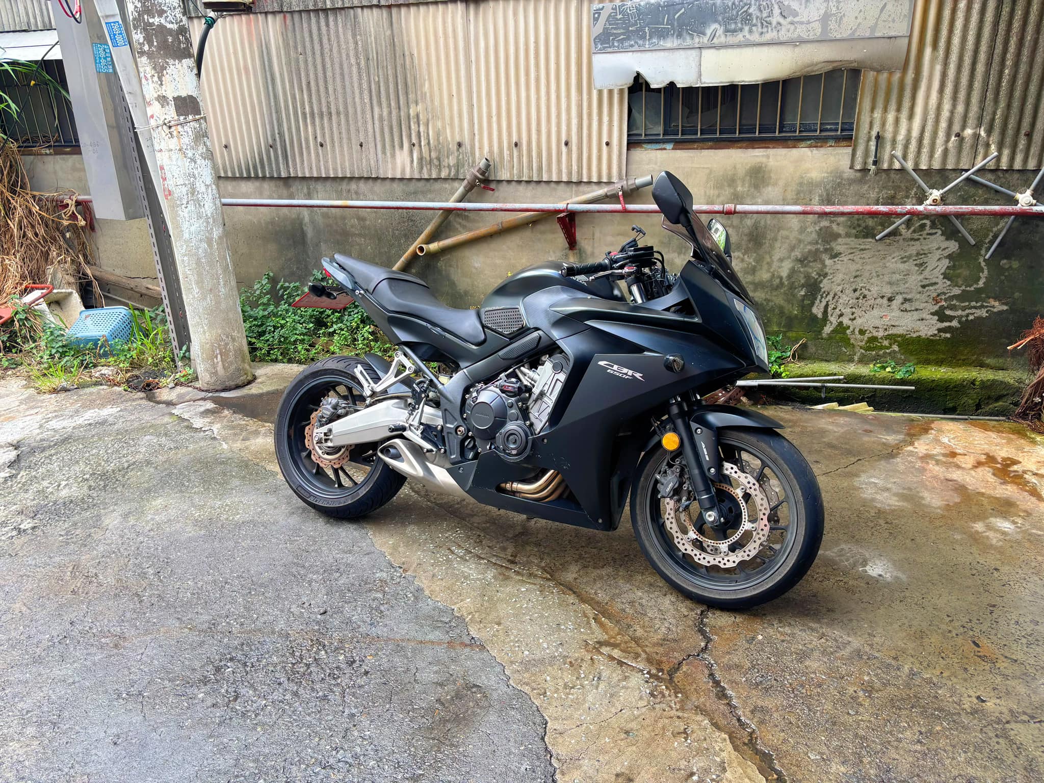 HONDA CBR650F - 中古/二手車出售中 HONDA CBR650F | 個人自售