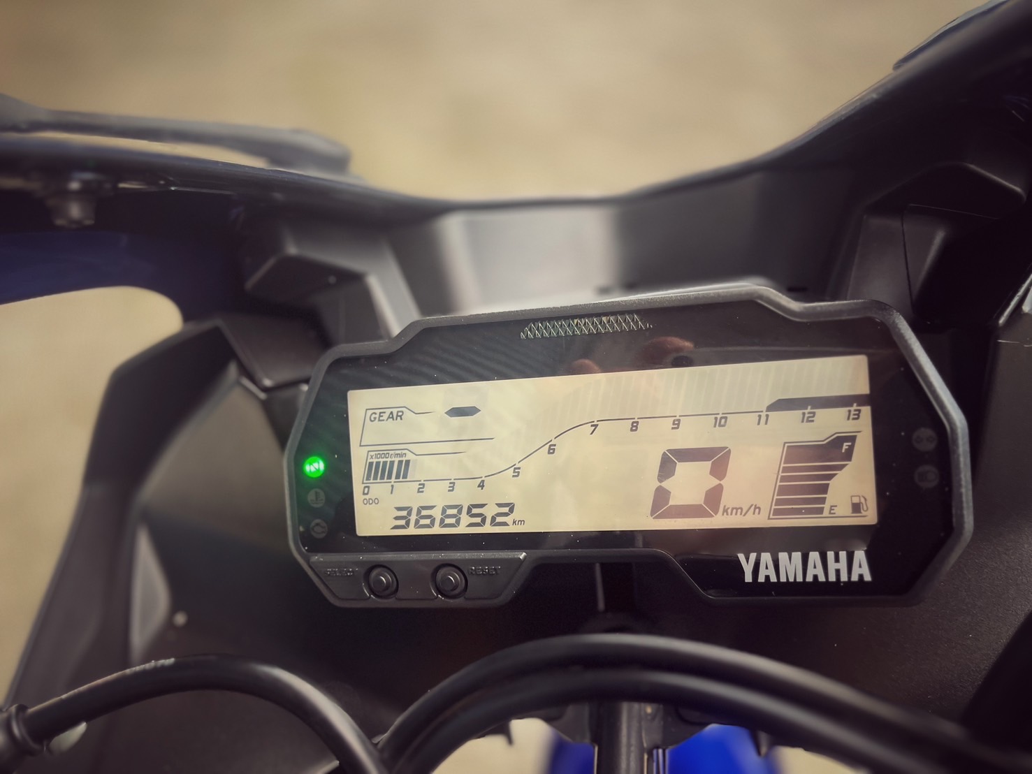 YAMAHA YZF-R15 - 中古/二手車出售中 YAHOM排氣管 可調式拉桿 基本改裝 小資族二手重機買賣 | 小資族二手重機買賣