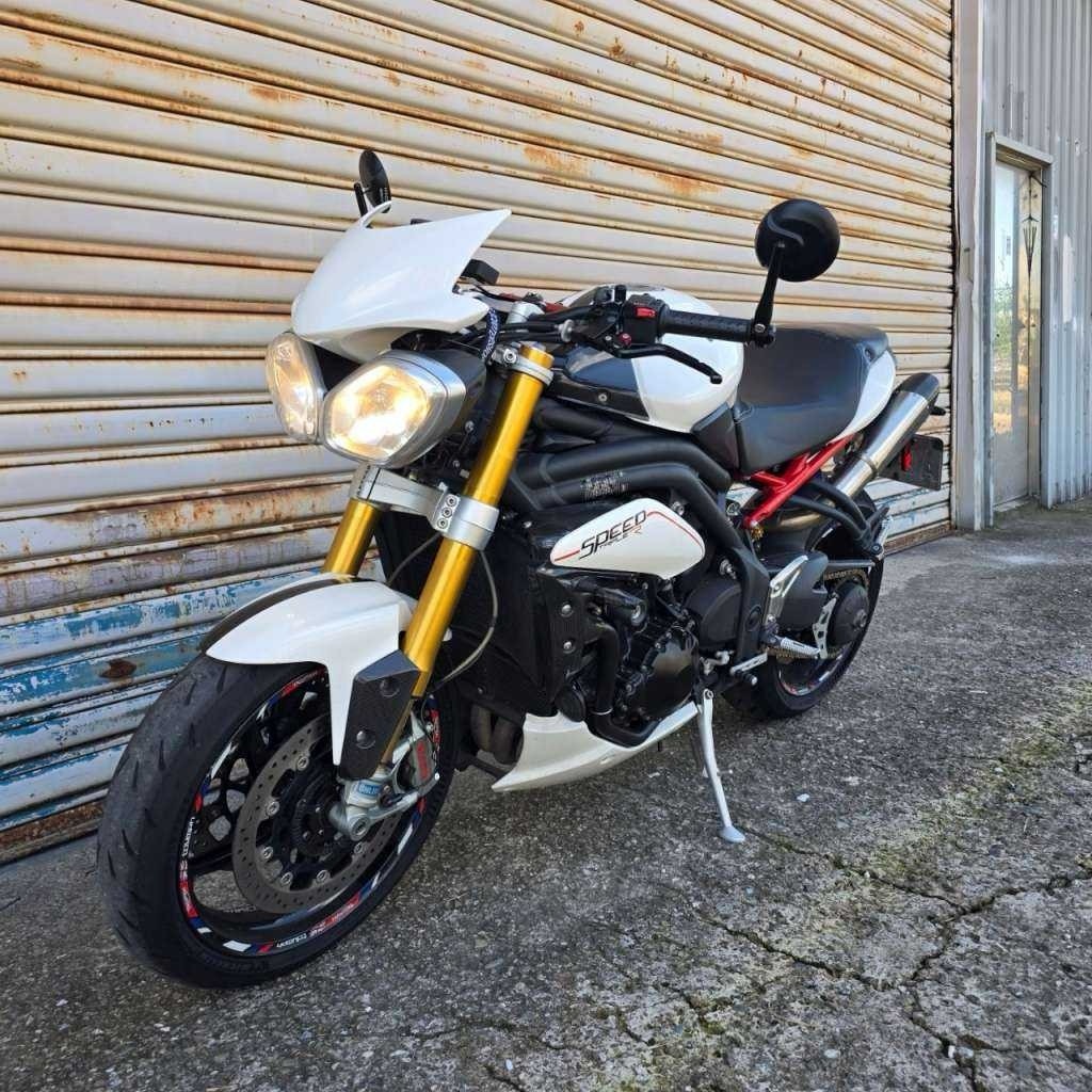 TRIUMPH TRIPLE 1050R  - 中古/二手車出售中 歐系紳士風   售~TRIPLE 1050R | 個人自售