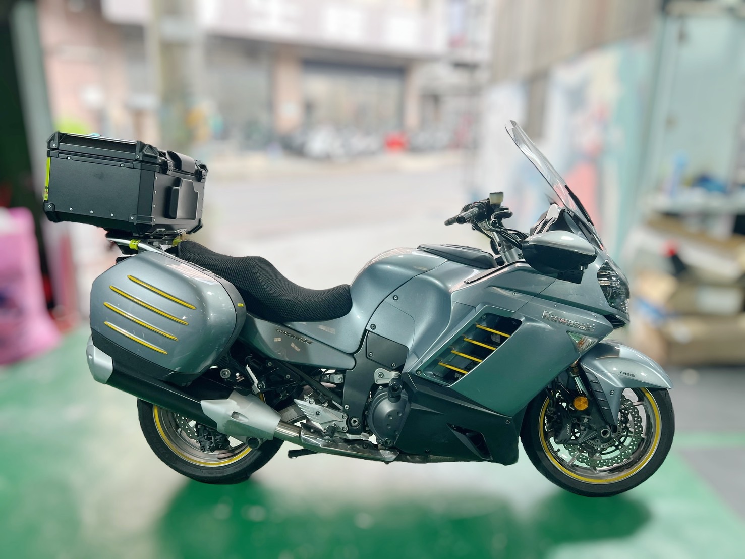 【大蔡】KAWASAKI CONCOURS 14 (1400GTR) - 「Webike-摩托車市」 Kawasaki GTR1400