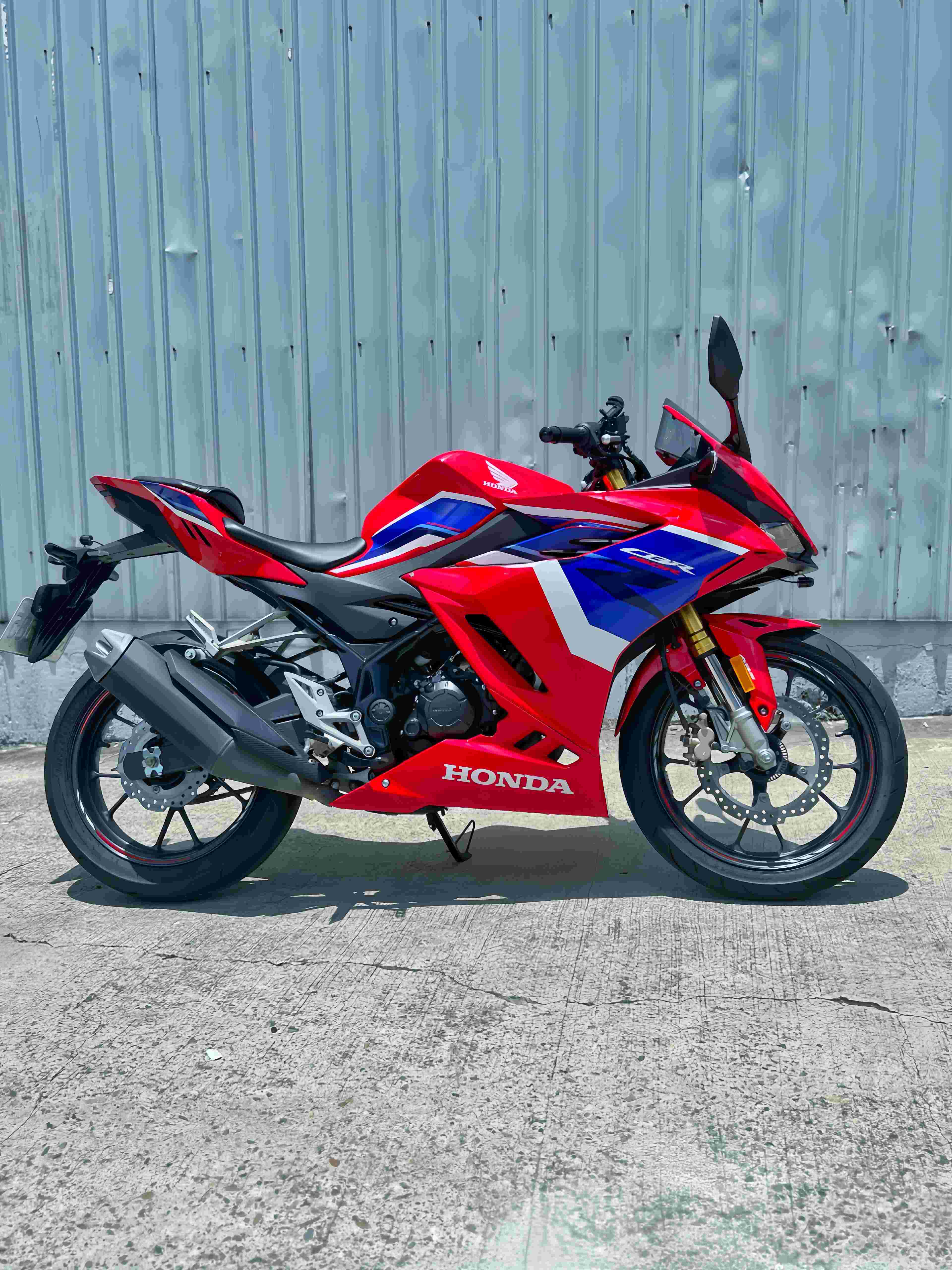 HONDA CBR150R - 中古/二手車出售中 2021年 CBR150R 一手 原漆 無事故 里程保證 阿宏大型重機買賣 | 阿宏大型重機買賣