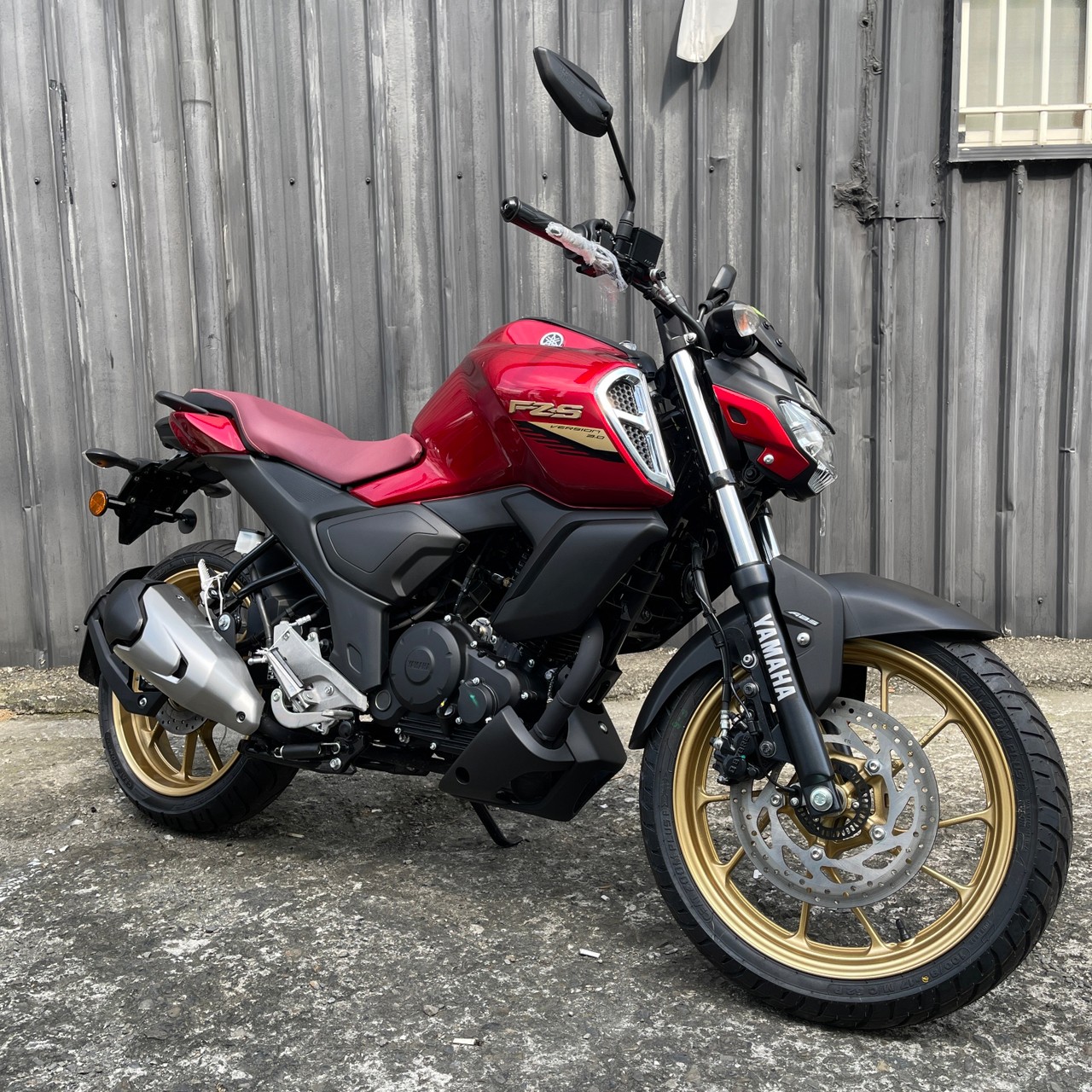 YAMAHA FZS-FI新車出售中 售 新車 FZS150 紅色 YAMAHA 街車 白牌 2022 | 飛翔國際