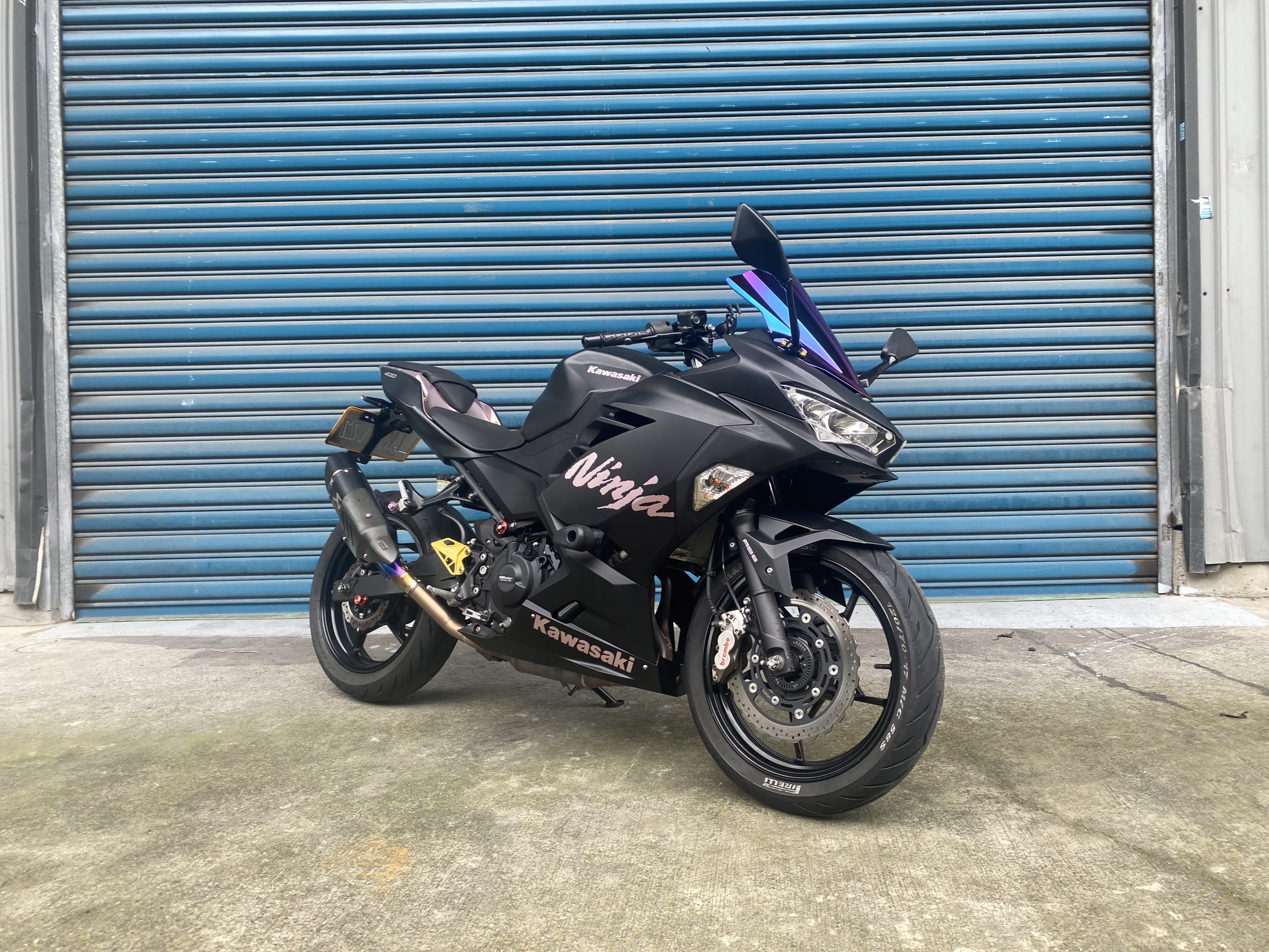 KAWASAKI NINJA400 - 中古/二手車出售中 18年忍400 精品改裝:Matris防甩頭 Savage前叉內管 Brembo卡鉗 仿蠍尾段 IG:大聖二輪廣場 | Motoshen大聖二輪廣場