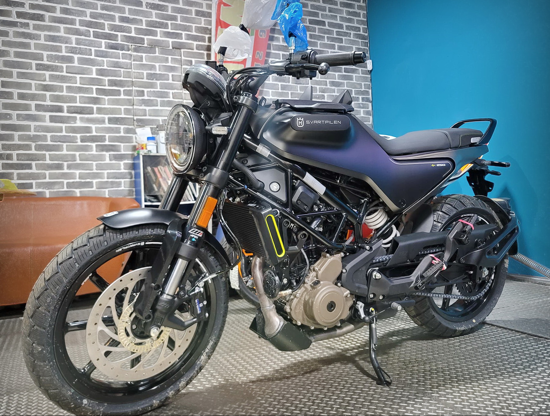【勝大重機】HUSQVARNA SVARTPILEN 250 - 「Webike-摩托車市」