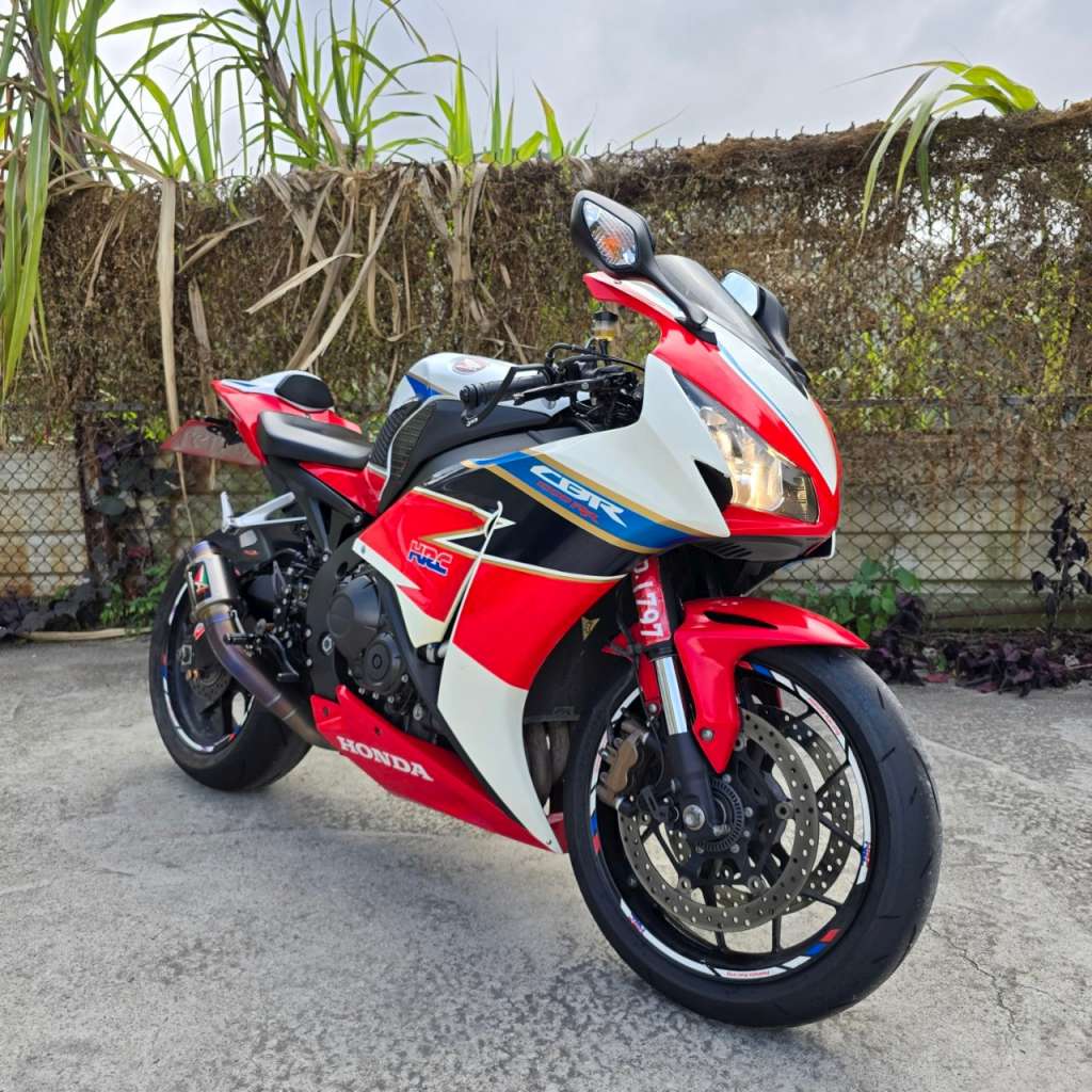 HONDA CBR1000RR Fire Blade - 中古/二手車出售中 HONDA CBR1000RR ABS | J.C.重車