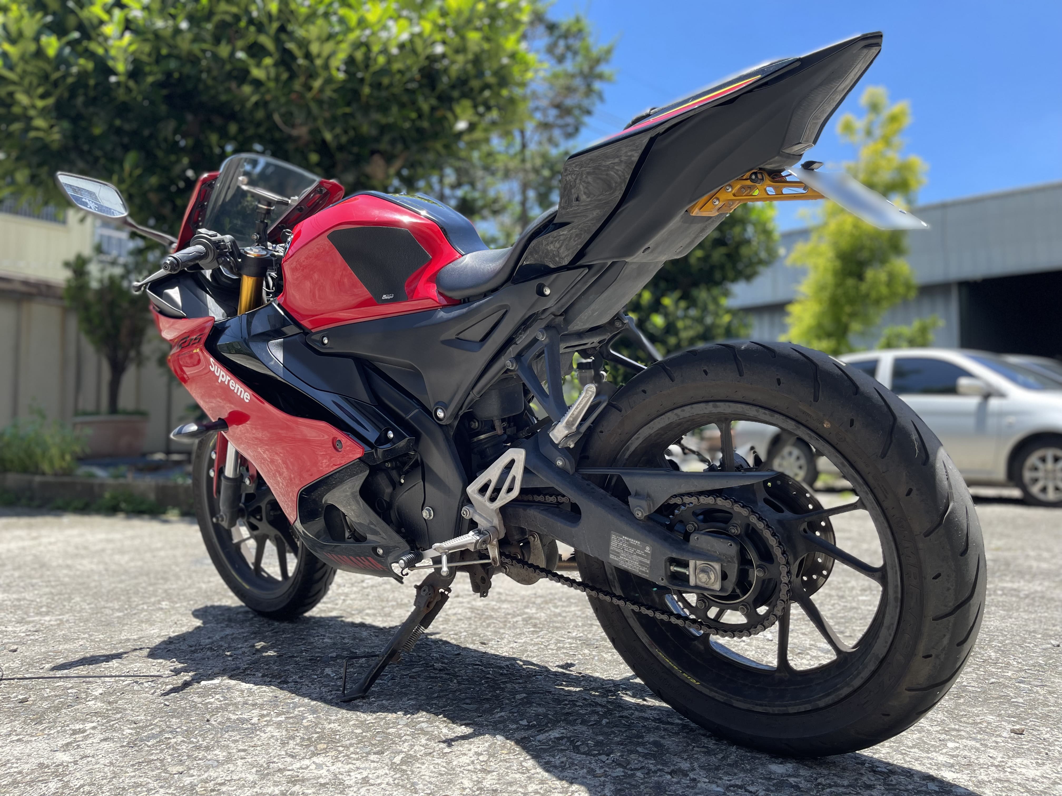 YAMAHA YZF-R15 - 中古/二手車出售中 2022年 YAMAHA YZF-R15/0元交車/分期貸款/車換車/線上賞車/到府交車 | 翊帆重車-Queena