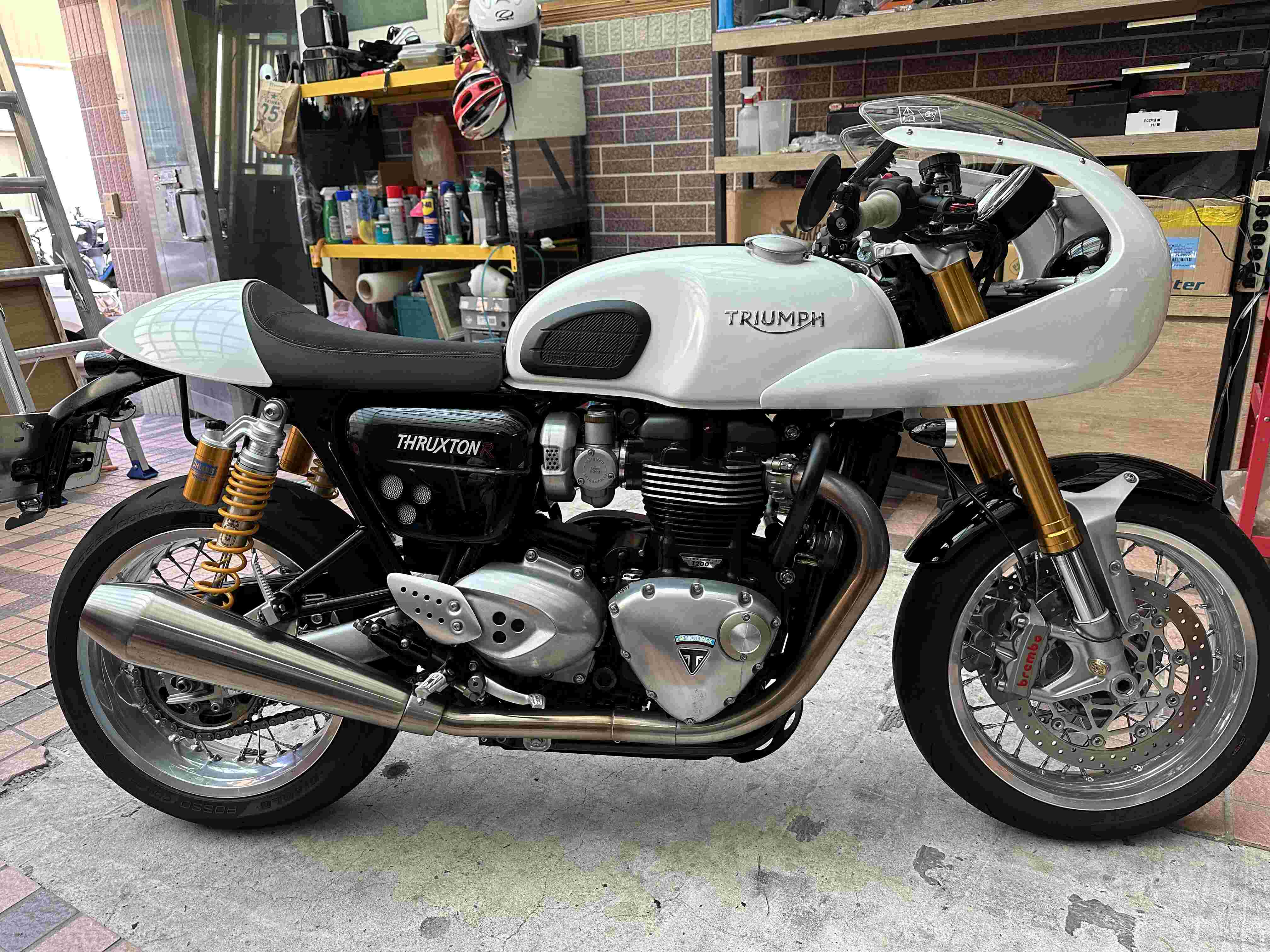【個人自售】TRIUMPH THRUXTON 1200R - 「Webike-摩托車市」 凱旋Triumph Thruxton R