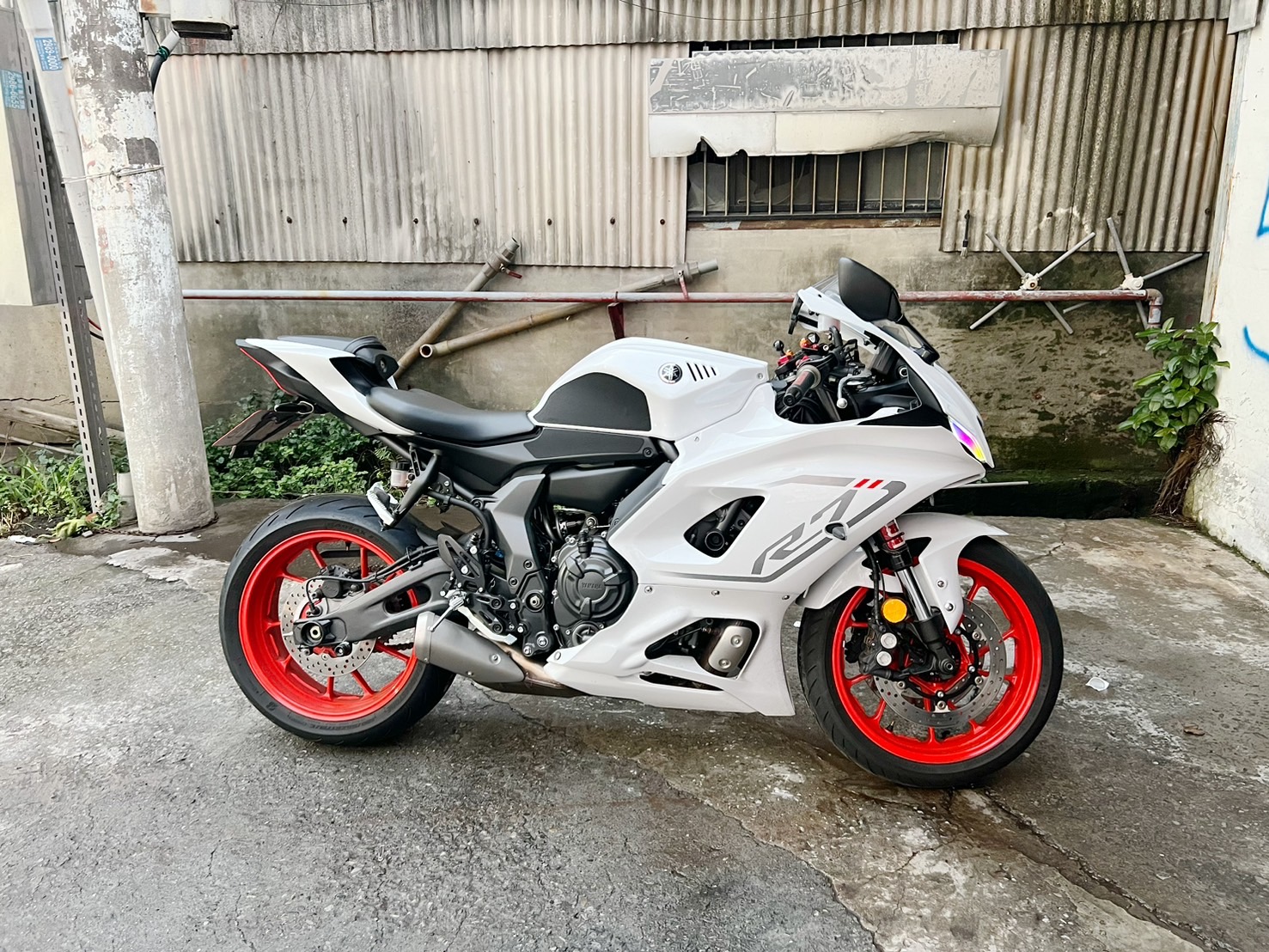 【大蔡】YAMAHA YZF-R7 - 「Webike-摩托車市」 車款名稱:YAMAHA R7