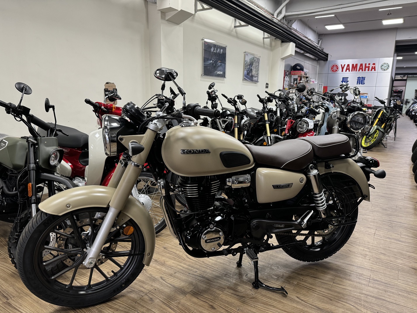 HONDA CB350 Pro 皇家版新車出售中 【新竹長龍車業】HONDA 本田 2024 CB350 Pro 皇家版 分期0利率 | 新竹長龍車業行