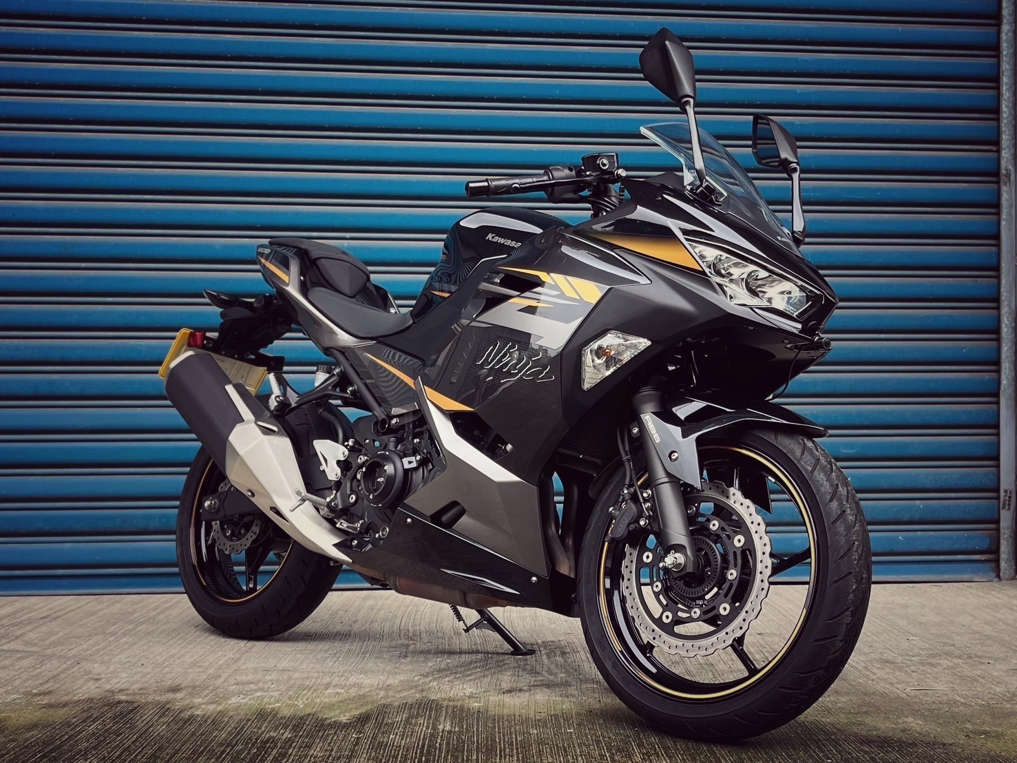 KAWASAKI NINJA400 - 中古/二手車出售中 原廠殼 無摔車無事故 里程保證 小資族二手重機買賣 | 小資族二手重機買賣