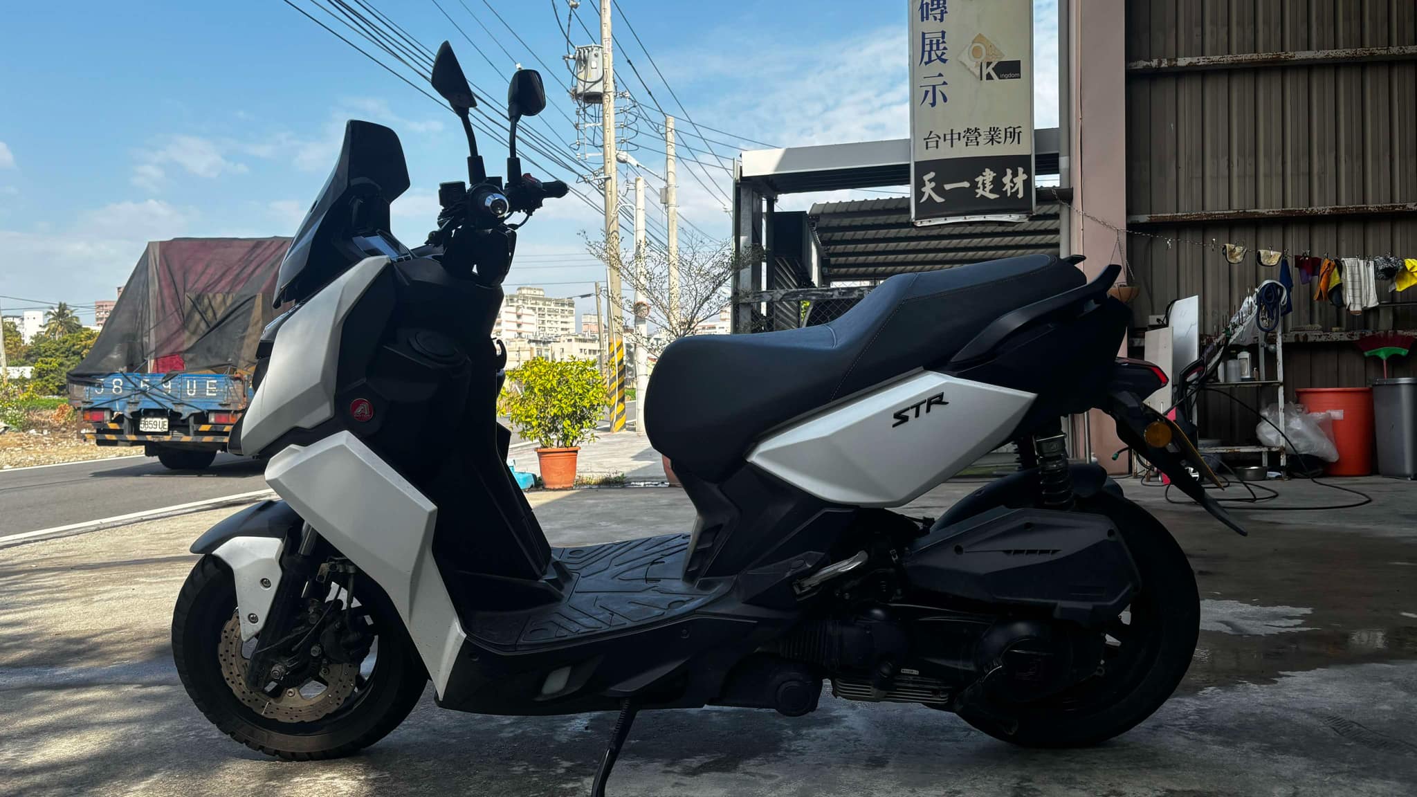 宏佳騰 Elite 300i - 中古/二手車出售中 AEON STR300 | 繪馬輕重型機車