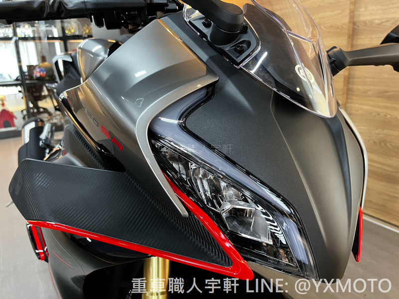 CFMOTO 450SR新車出售中 【重車職人宇軒】CFMOTO 450SR 銀黑紅 春風 總代理公司車 零利率實施中 | 重車銷售職人-宇軒 (敏傑)