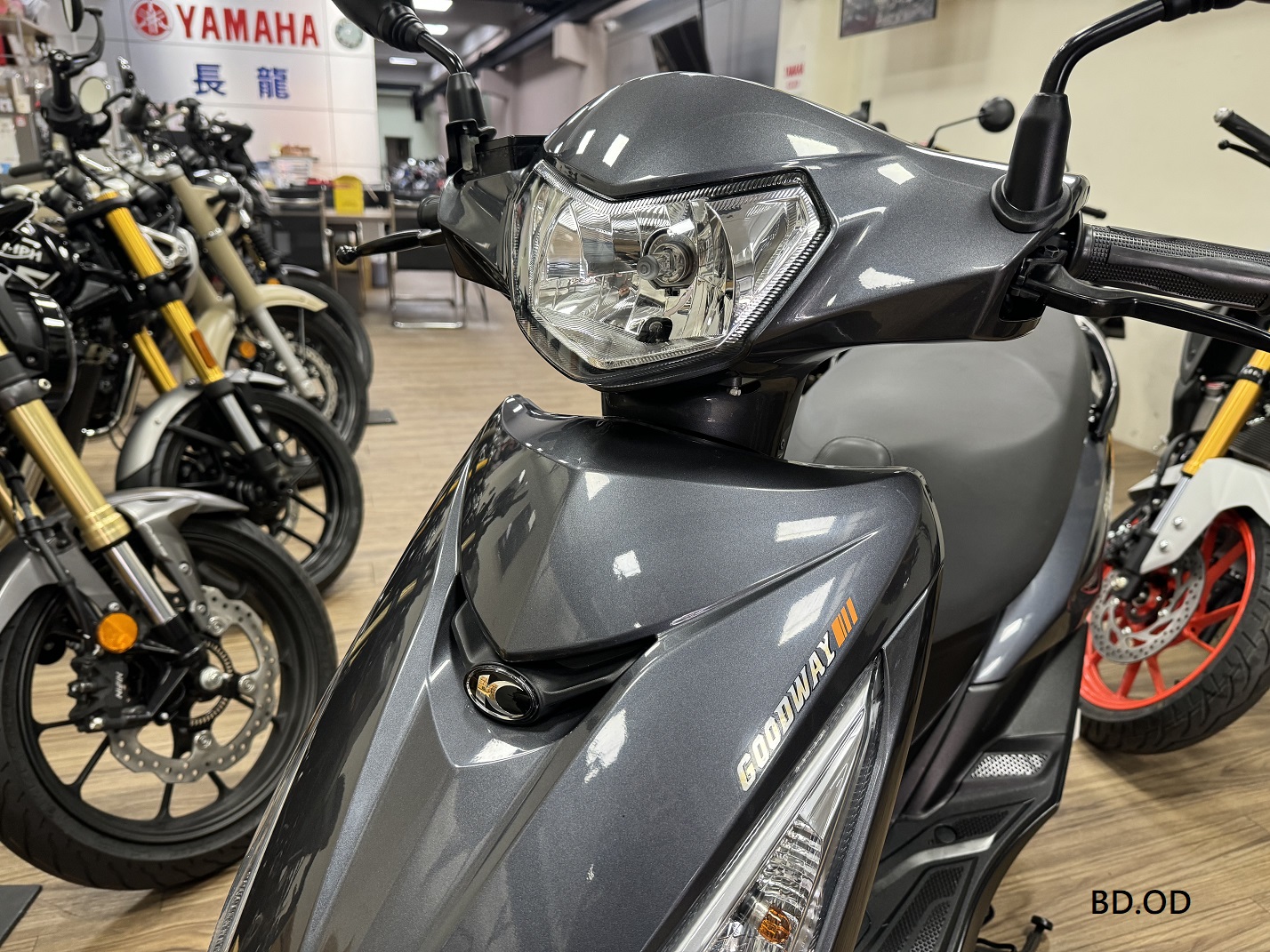 光陽 大地名流125 碟煞 - 中古/二手車出售中 【新竹長龍車業】KYMCO 光陽 大地名流 125 碟煞 | 新竹長龍車業行