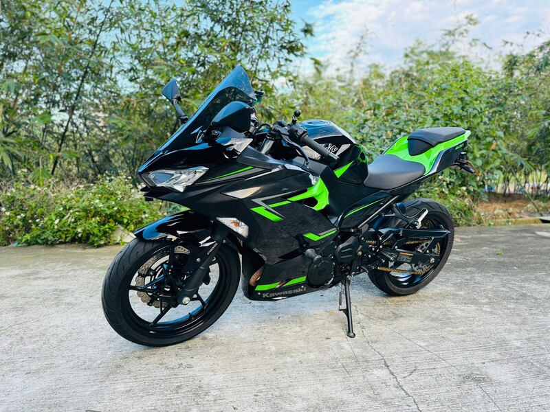 KAWASAKI NINJA400 - 中古/二手車出售中 Kawasaki Ninja 400 多樣改裝 可協助貸款 | 摩托販