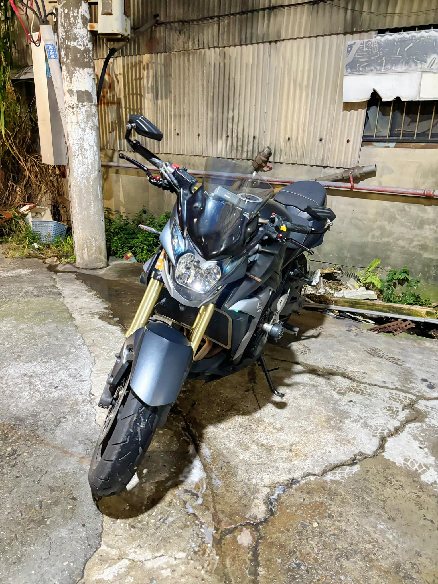 SUZUKI GSR750 - 中古/二手車出售中 SUZUKI GSR750 | 個人自售