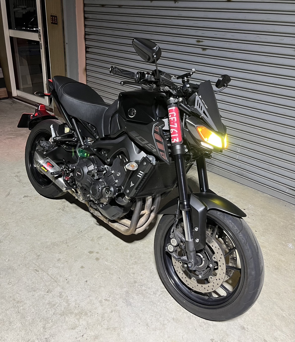 【個人自售】YAMAHA MT-09 - 「Webike-摩托車市」 MT09 二代 瓦利頭 扭力大師 三缸街車