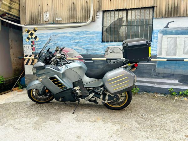 KAWASAKI CONCOURS 14 (1400GTR) - 中古/二手車出售中 KAWASAKI GTR1400 | 個人自售