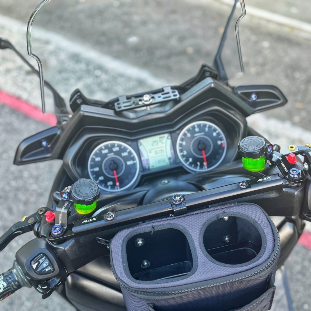 YAMAHA XMAX 400 - 中古/二手車出售中 【2020 YAMAHA XMAX300】 | 翊帆國際重車