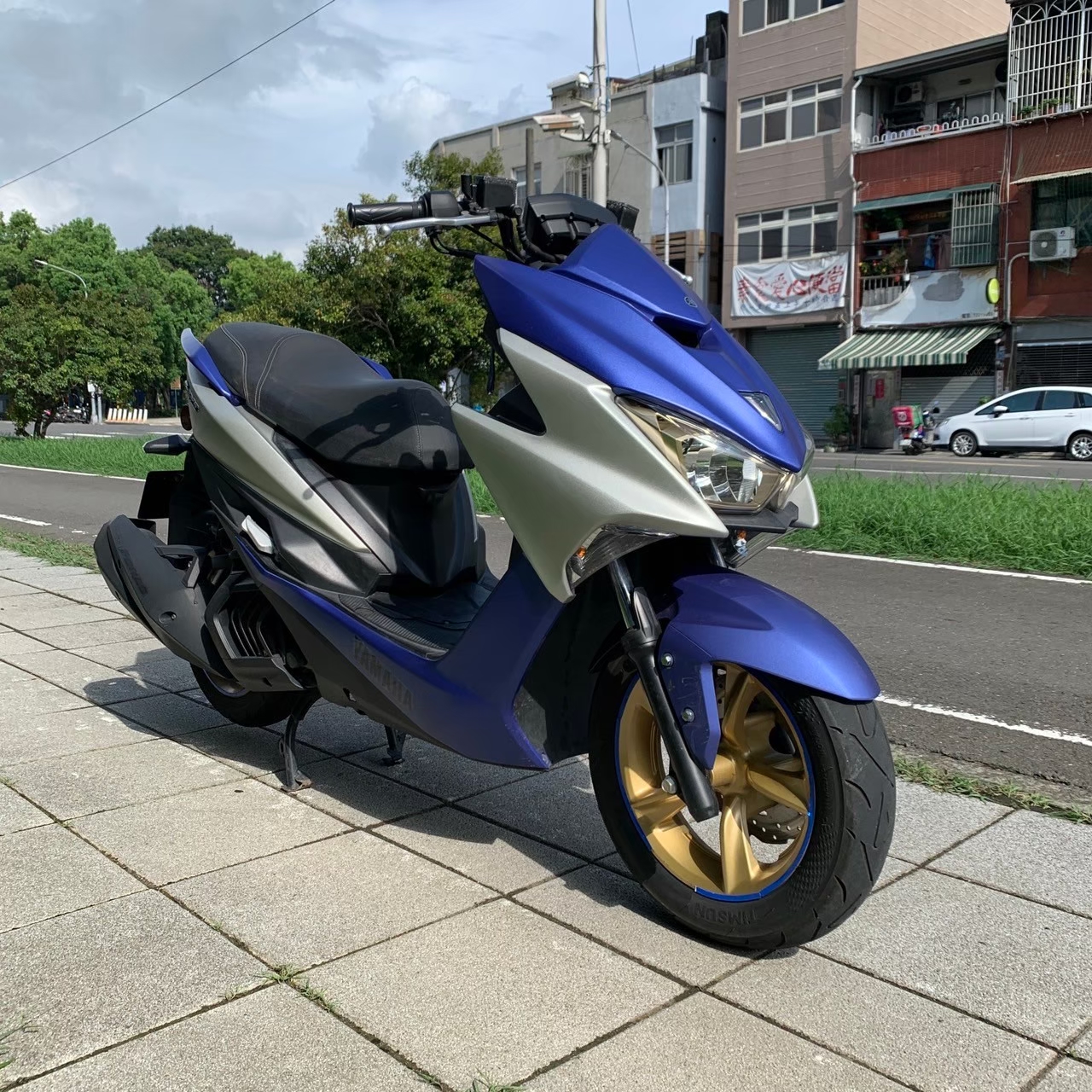 山葉 FORCE 155 - 中古/二手車出售中 【高雄二手機車】2019 山葉 FORCE 155 #3581 實車實價/高雄二手機車買賣/便宜售代步車/經濟車 | 貳輪嶼二手機車行-高雄店/中古重機收購/gogoro買賣推薦/線上估價立刻加Line:@motor888 （台南、屏東也有到府收購）