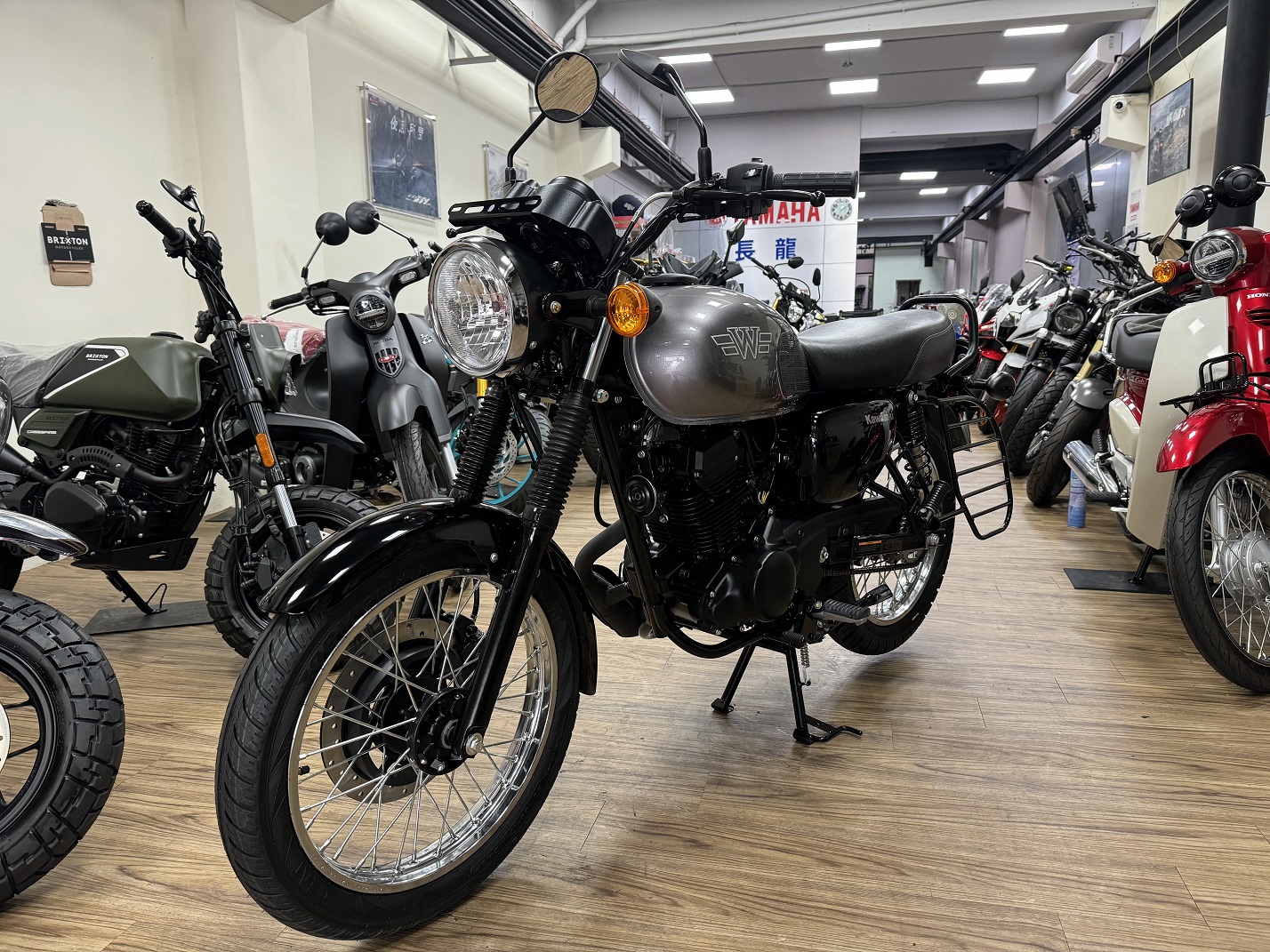 KAWASAKI W175新車出售中 【新竹長龍車業】KAWASAKI W175 | 新竹長龍車業行