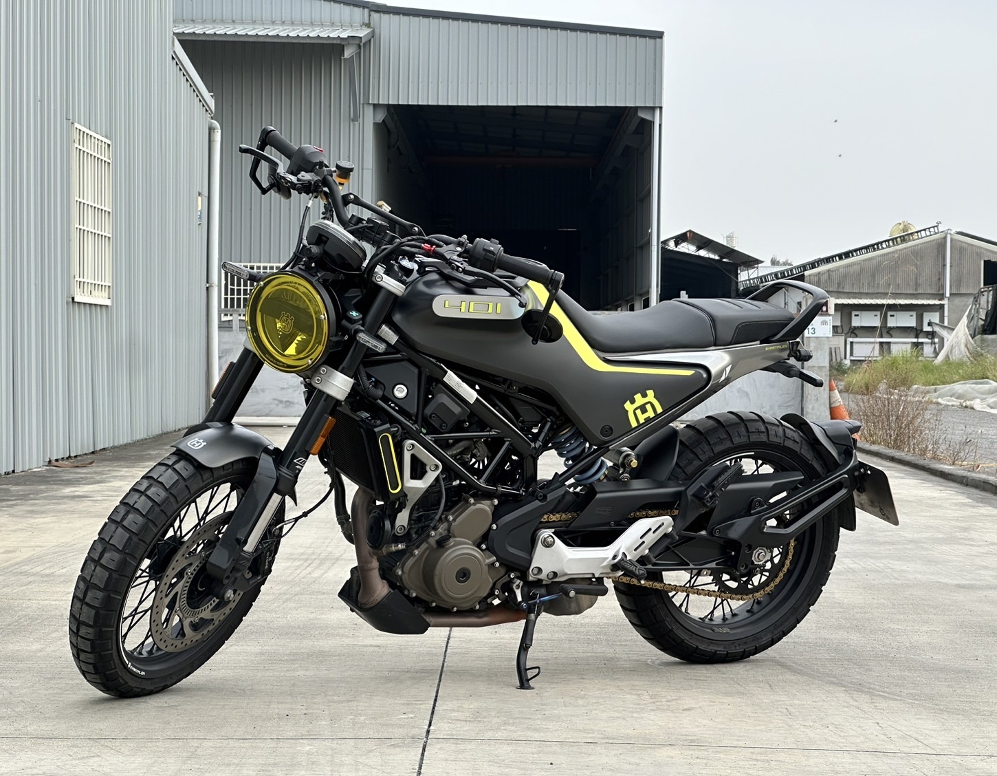 【YSP 建興車業】HUSQVARNA SVARTPILEN 401 - 「Webike-摩托車市」