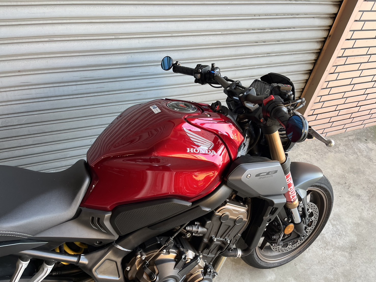 HONDA CB650R - 中古/二手車出售中 2022 台本 CB650R 低里程 頂級車況 | 個人自售