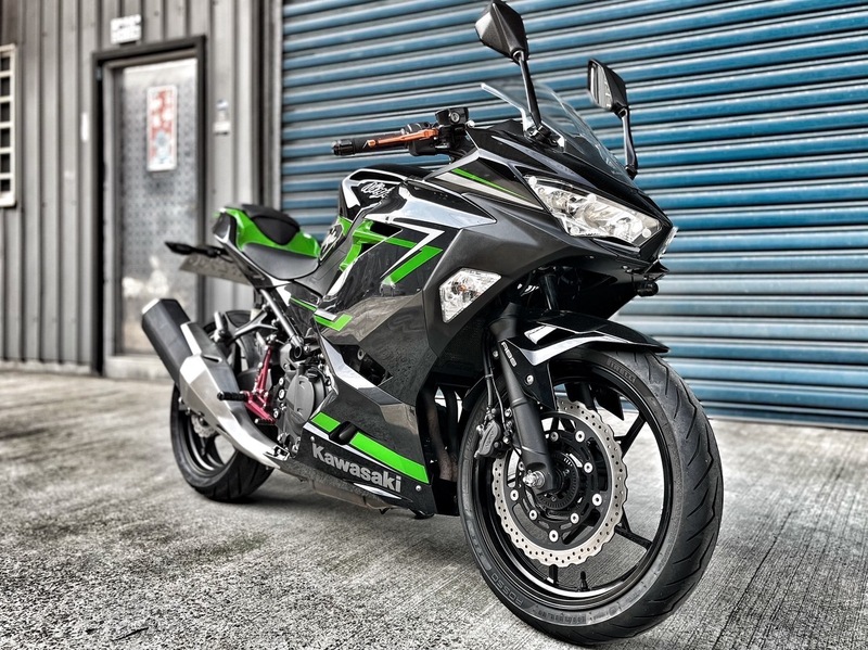 KAWASAKI NINJA400 - 中古/二手車出售中 降車身套件 行車記錄器 瓷釉黑 無摔無事故 小資族二手重機買賣 | 小資族二手重機買賣